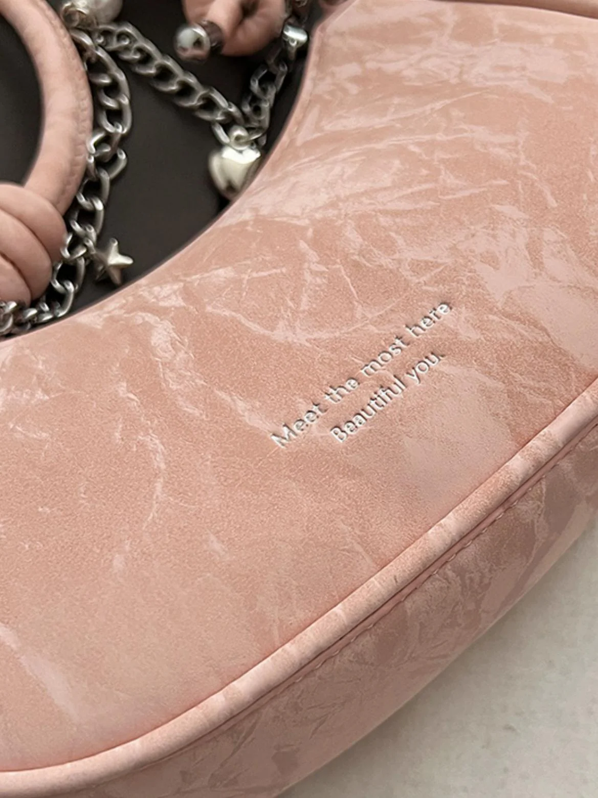 Heart-shaped Metal Chain Crossbody Bag - Image 12