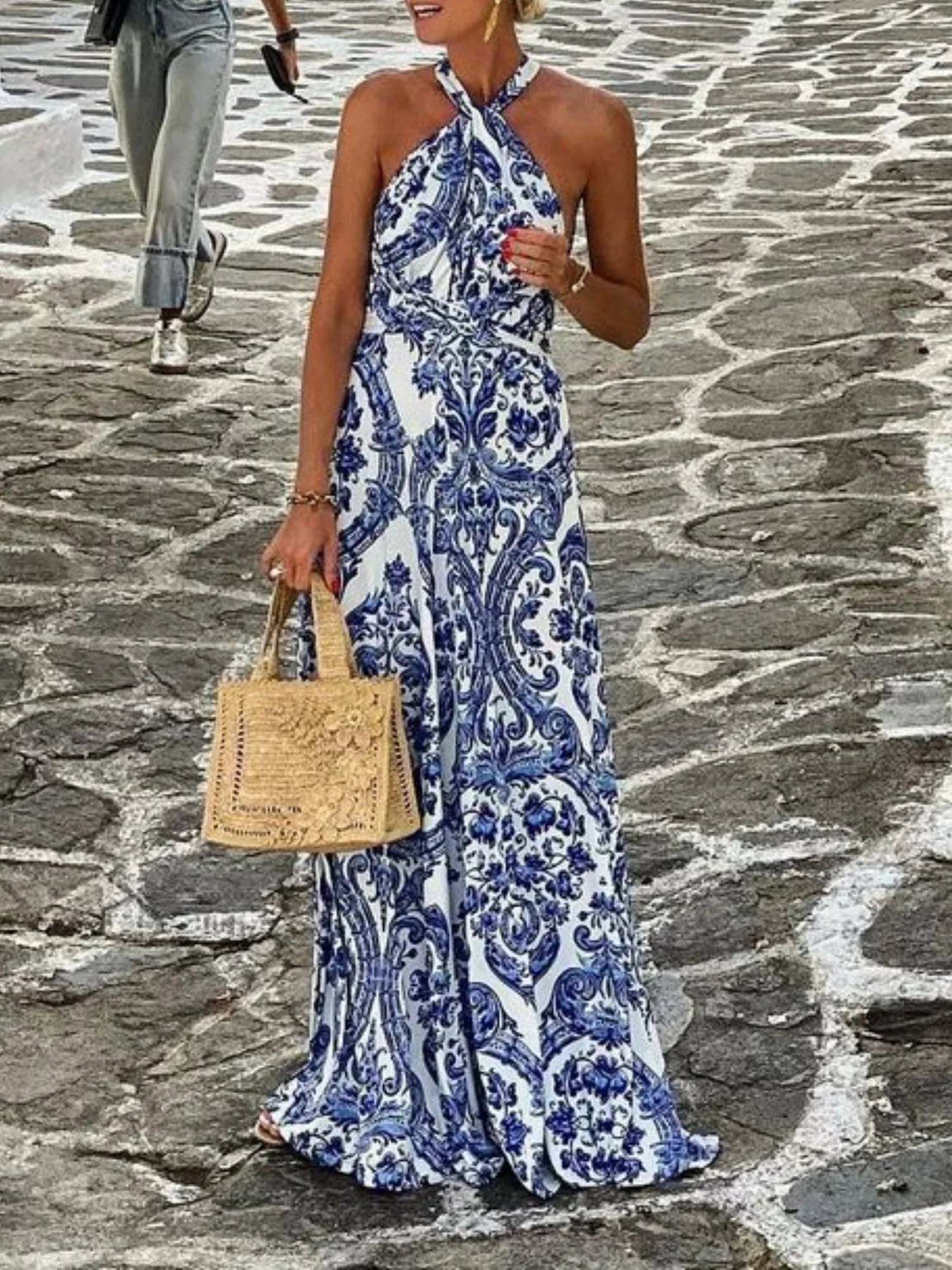 Floral Print Halter Neck And Backless Maxi Dresses - Image 2