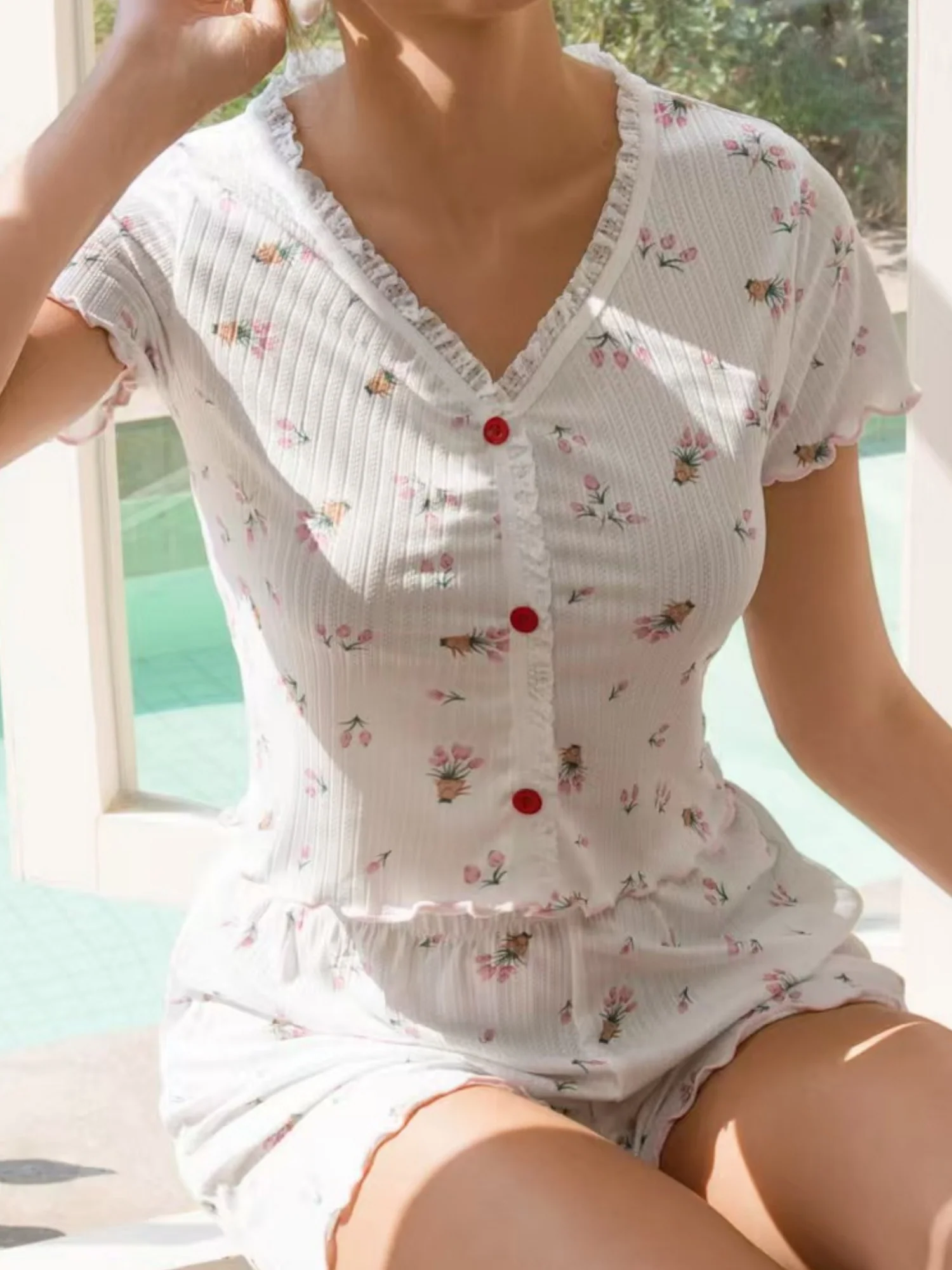 Printed Button Lace Short Sleeves And Shorts Pajama Set - Image 5
