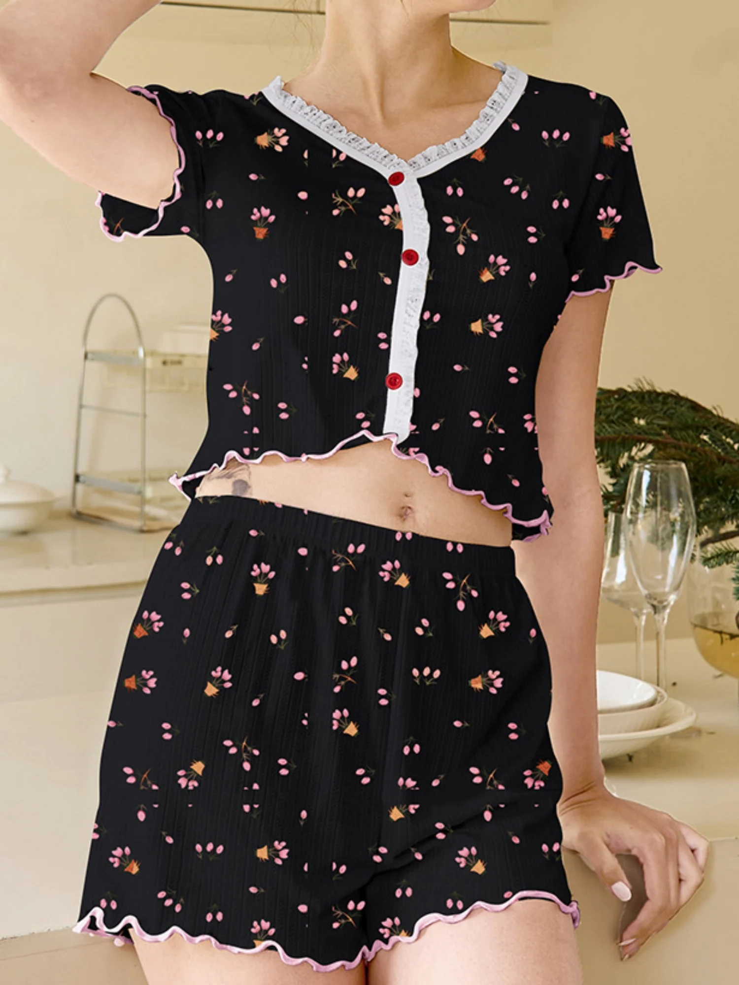 Printed Button Lace Short Sleeves And Shorts Pajama Set - Image 6