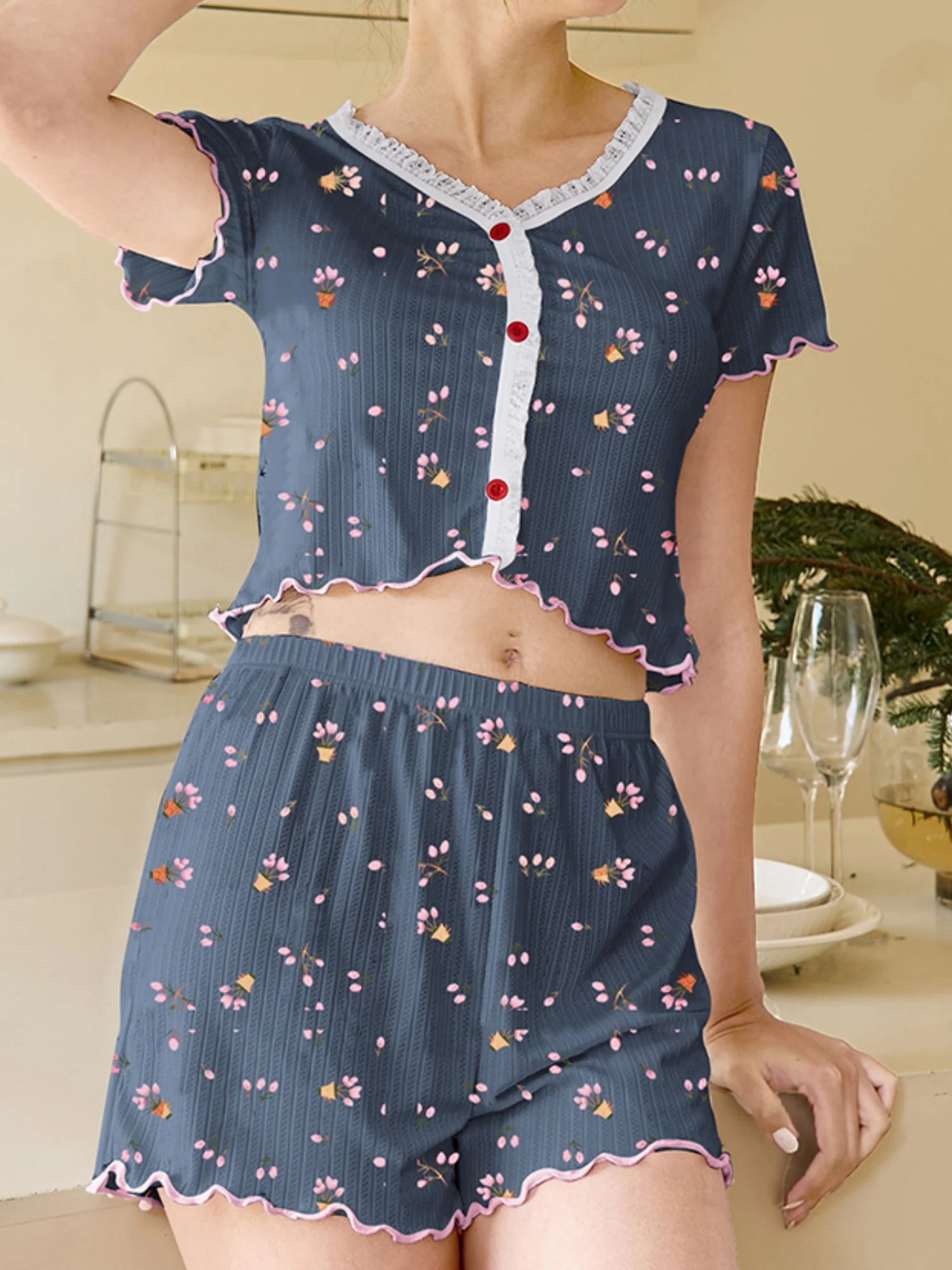 Printed Button Lace Short Sleeves And Shorts Pajama Set - Image 7