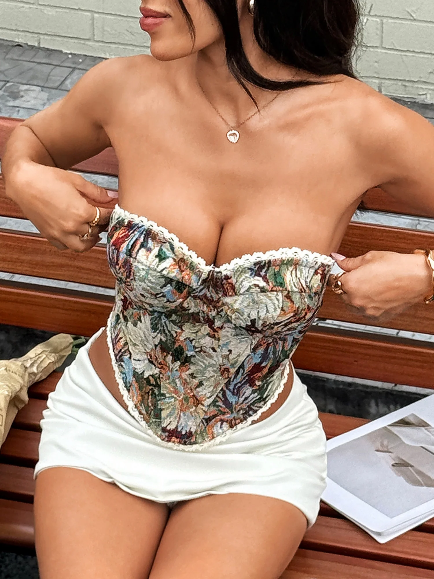 Floral Print Strapless Lace Tethered Fish Bones Strapless Bra - Image 12