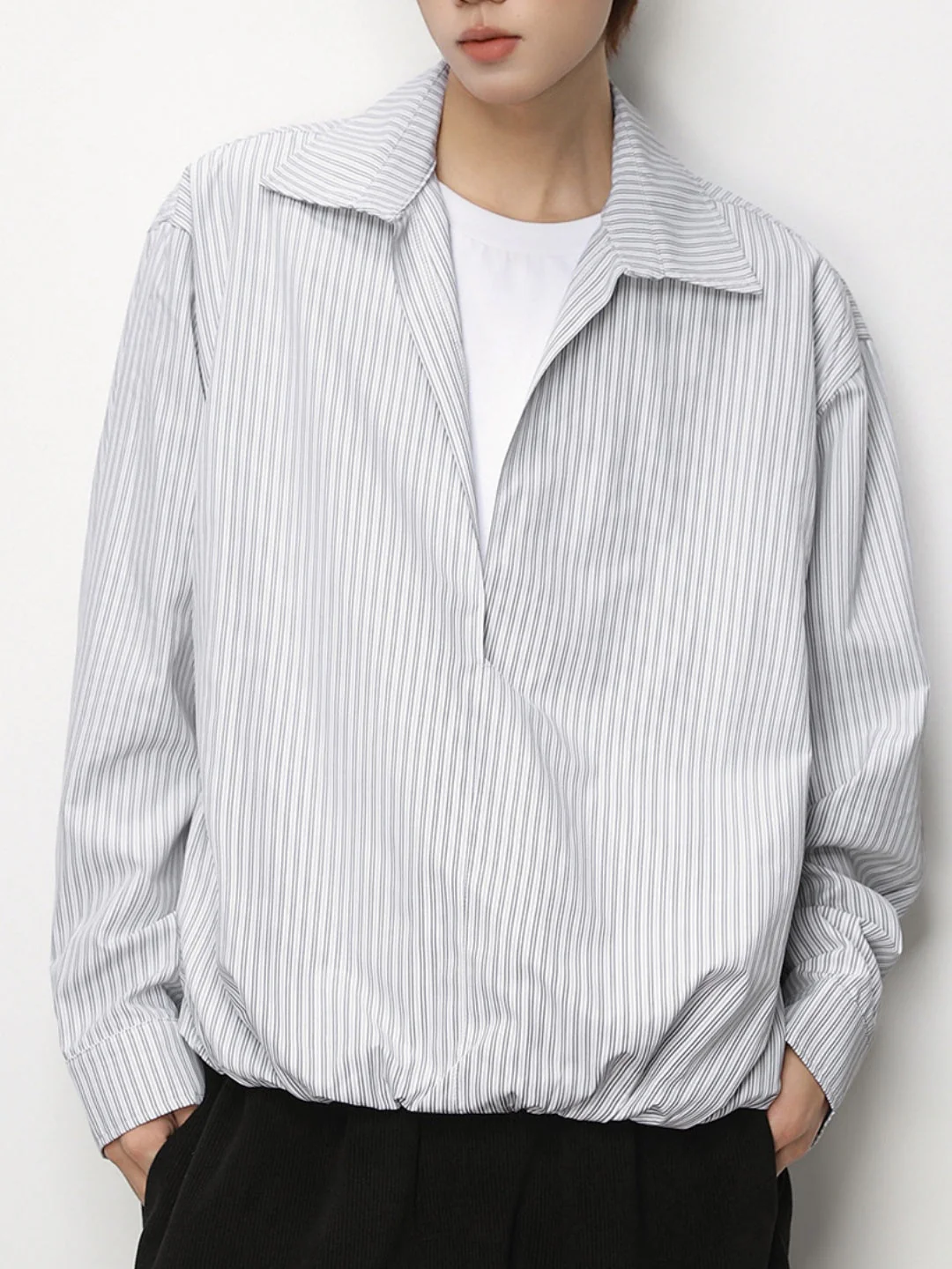 Deep V Layered-look Boxy Shirts - Image 4