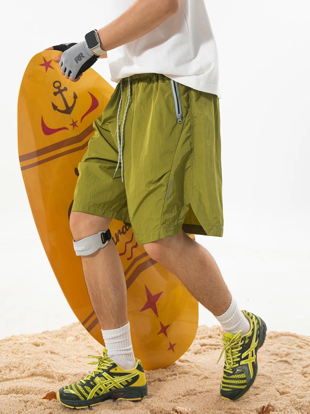 Color-blocked Five Points Shorts