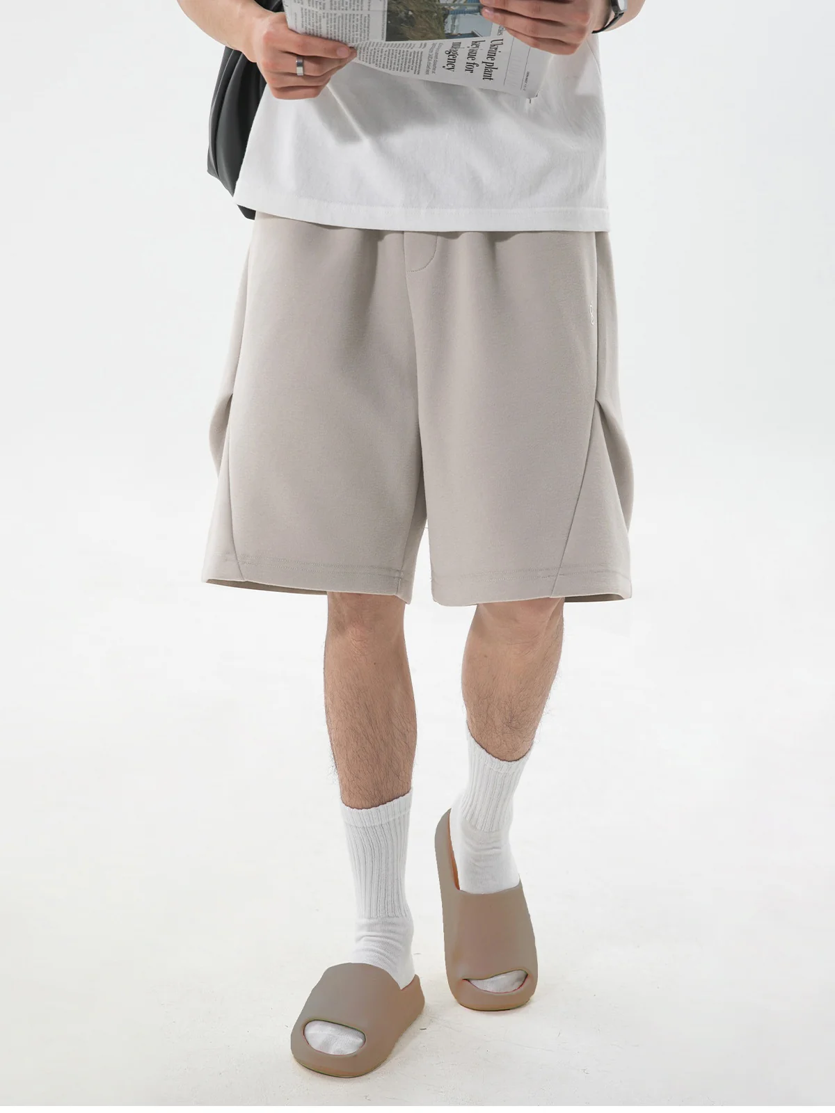 Geometry Simple Gathering Loose-fit Five Points Shorts
