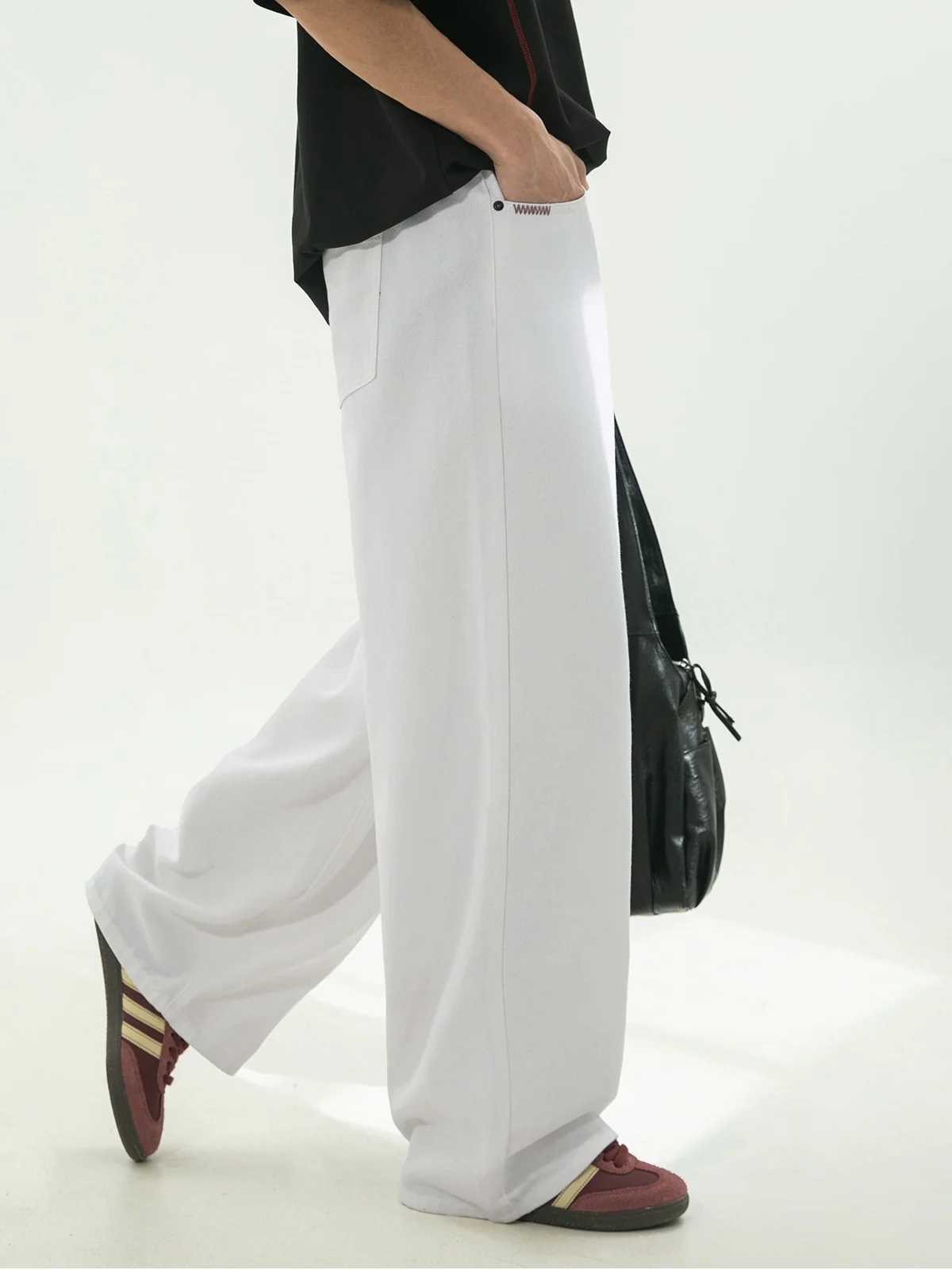 Retro Color-blocked Loose-fit Straight-fit Jeans - Image 5