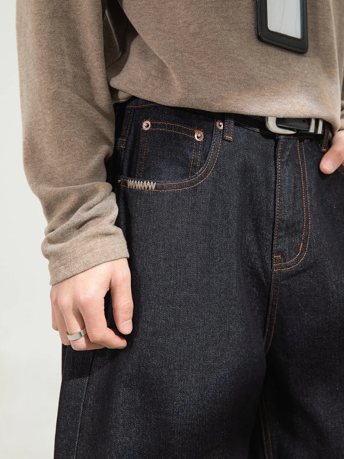 Retro Color-blocked Loose-fit Straight-fit Jeans - Image 9