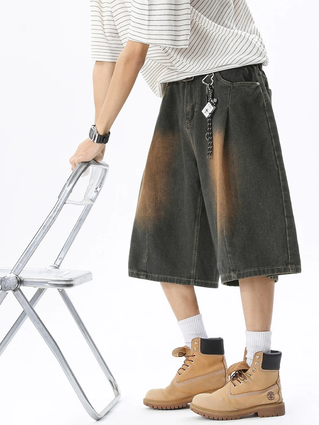 Distressed Washed Gathering 7 Points Denim Shorts - Image 2