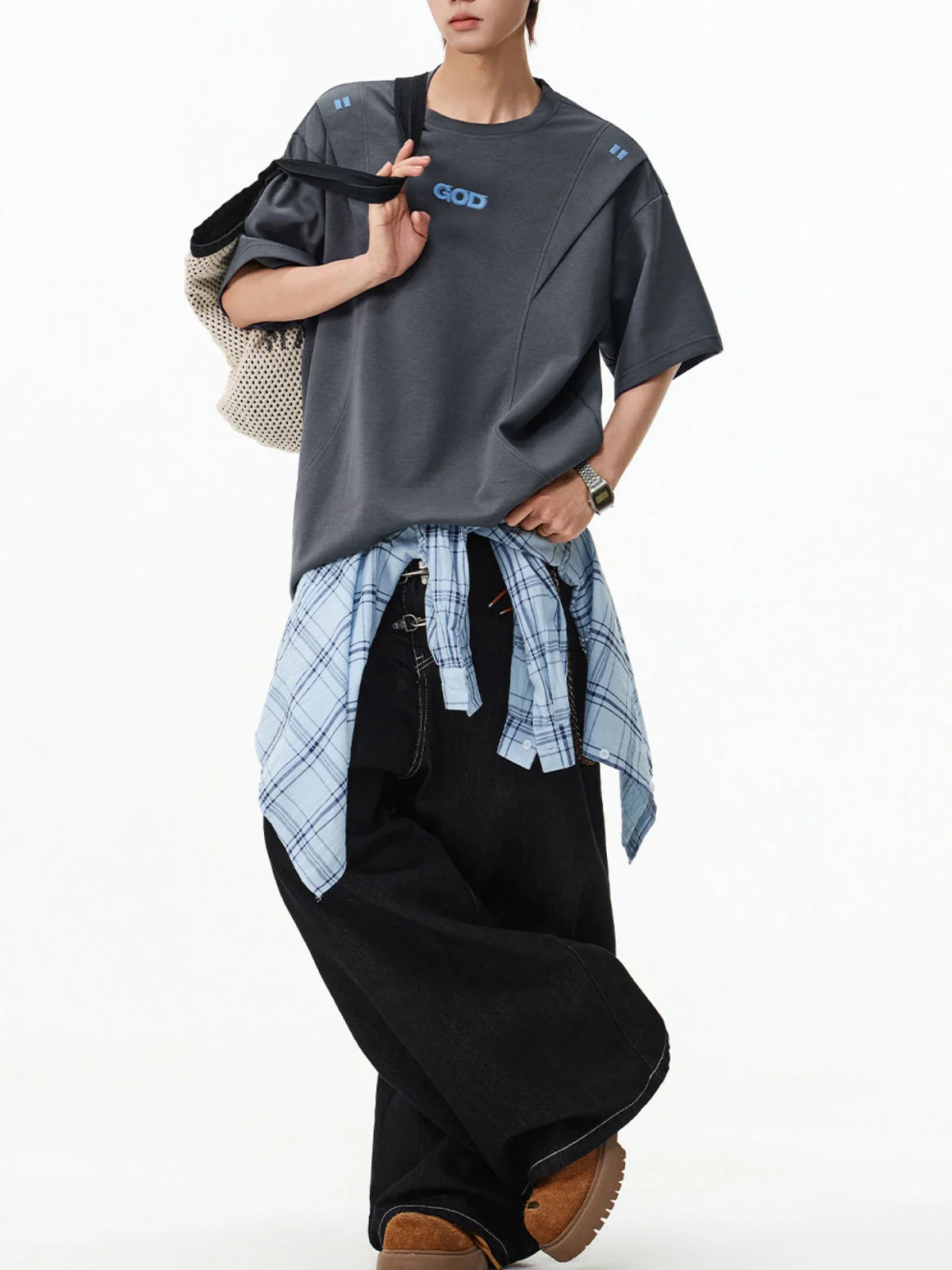 Color-blocked Stereo Embroidery Loose-fit T-shirts - Image 5