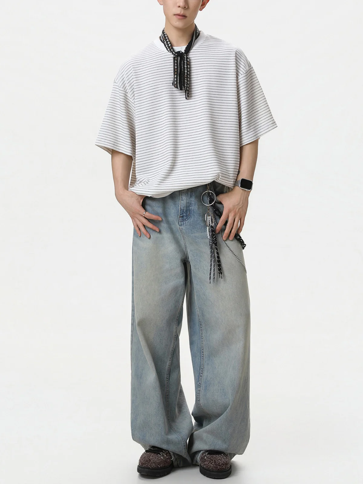 Simplicity Black And White Stripes T-shirts - Image 3