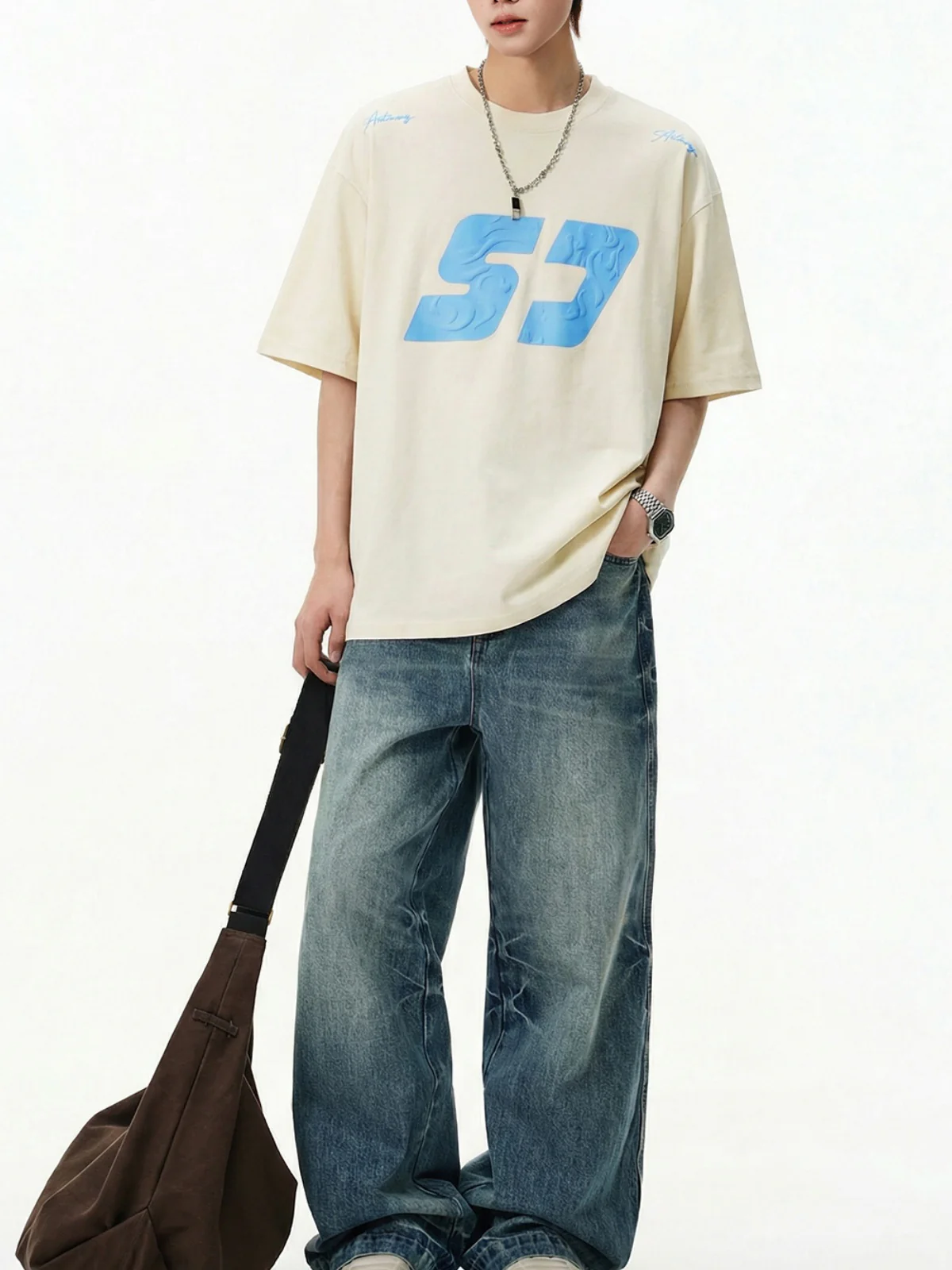 Color-blocked Printed Loose-fit T-shirts - Image 12