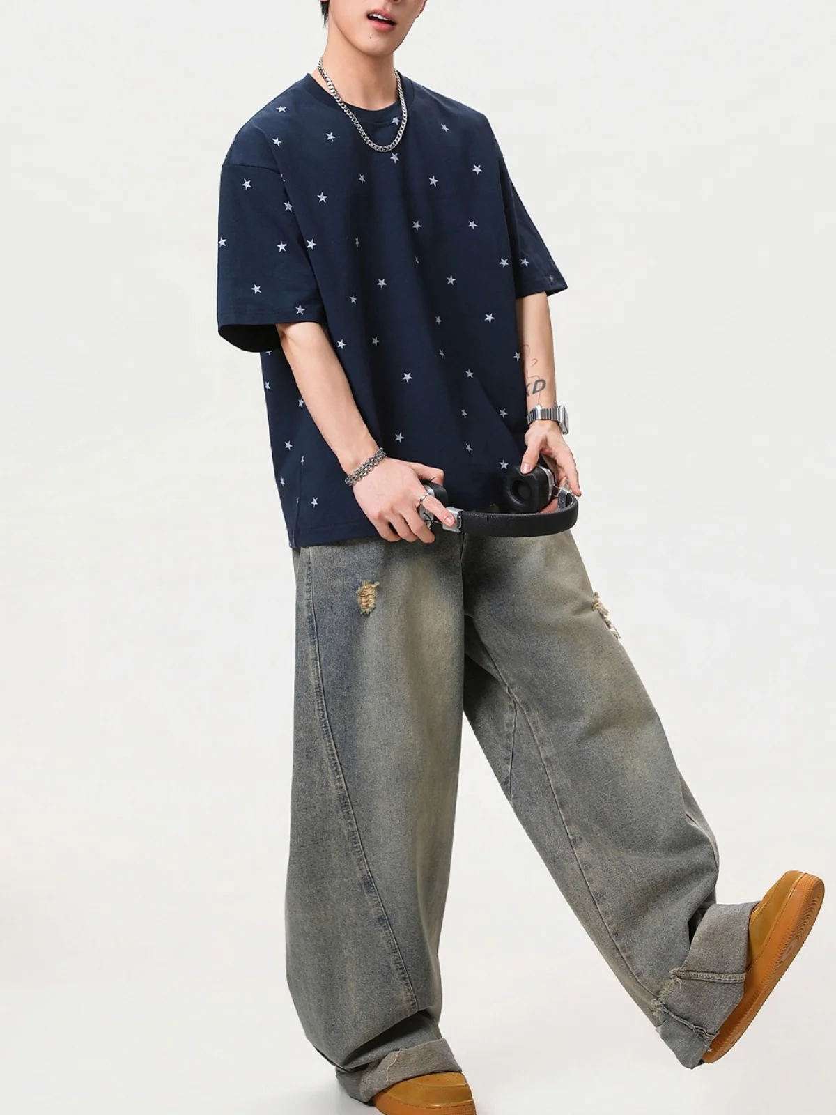 Star Printed Loose-fit T-shirts - Image 10