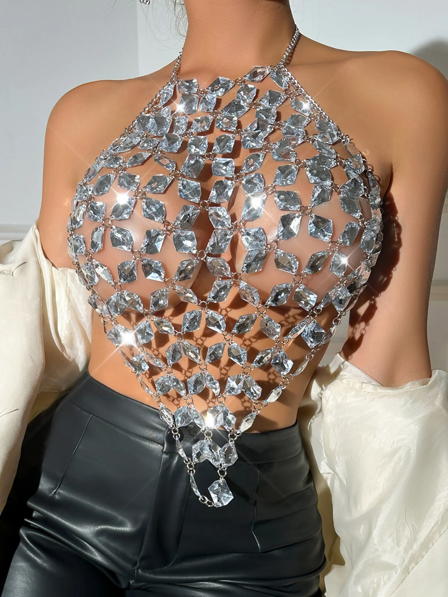 Diamond-studded Openwork Chain Splicing Halter Neck And Backless Tank Tops&Camis - Image 10