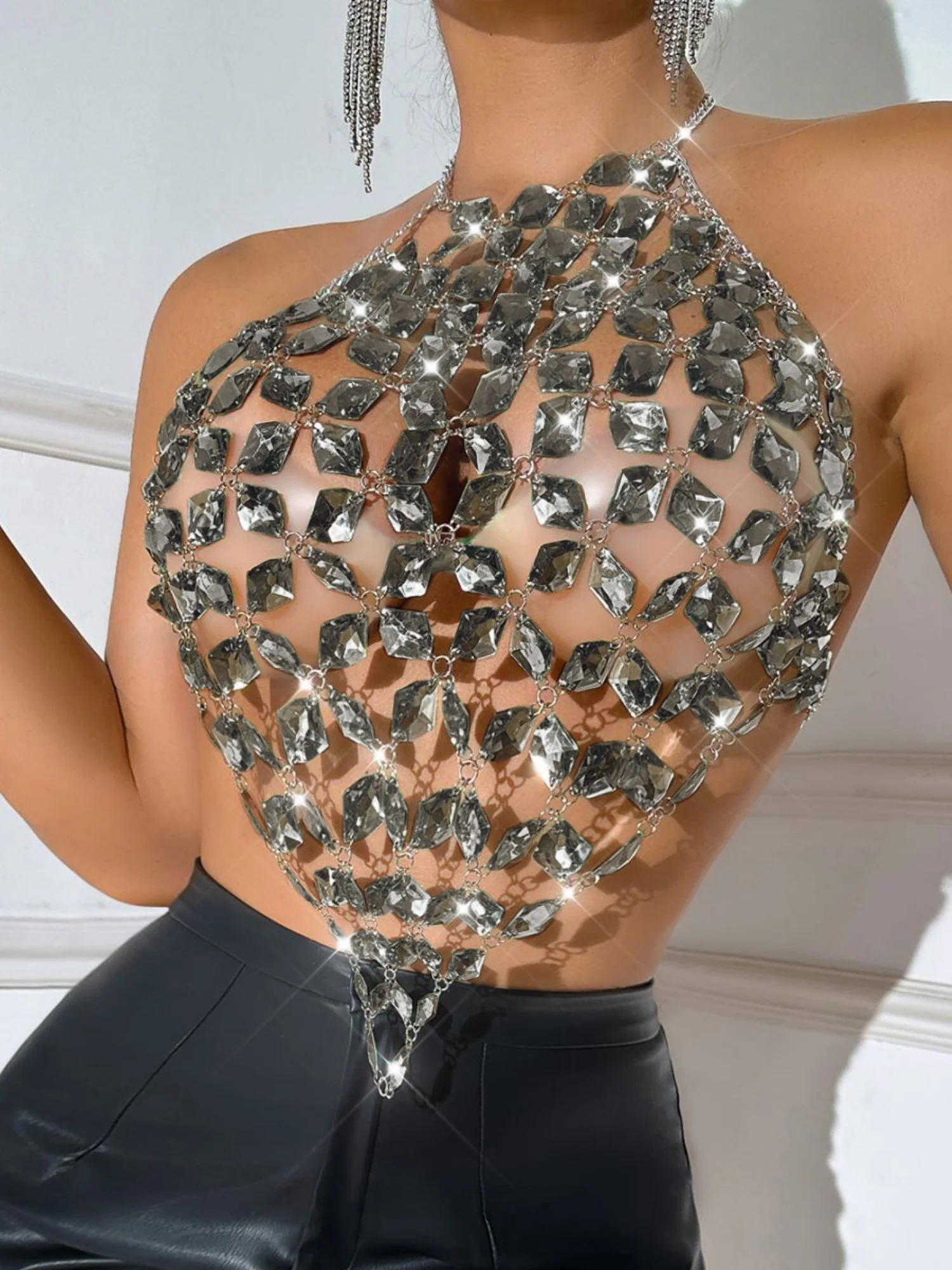 Diamond-studded Openwork Chain Splicing Halter Neck And Backless Tank Tops&Camis - Image 13