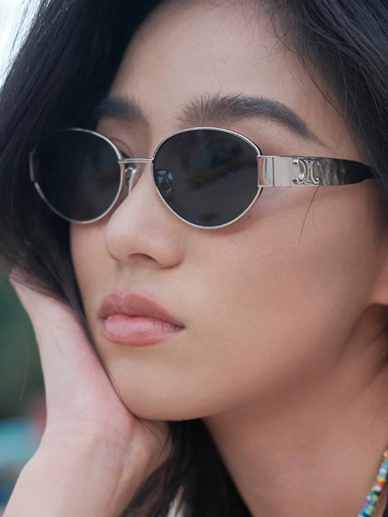 Metal Retro Oval Sunglasses - Image 3