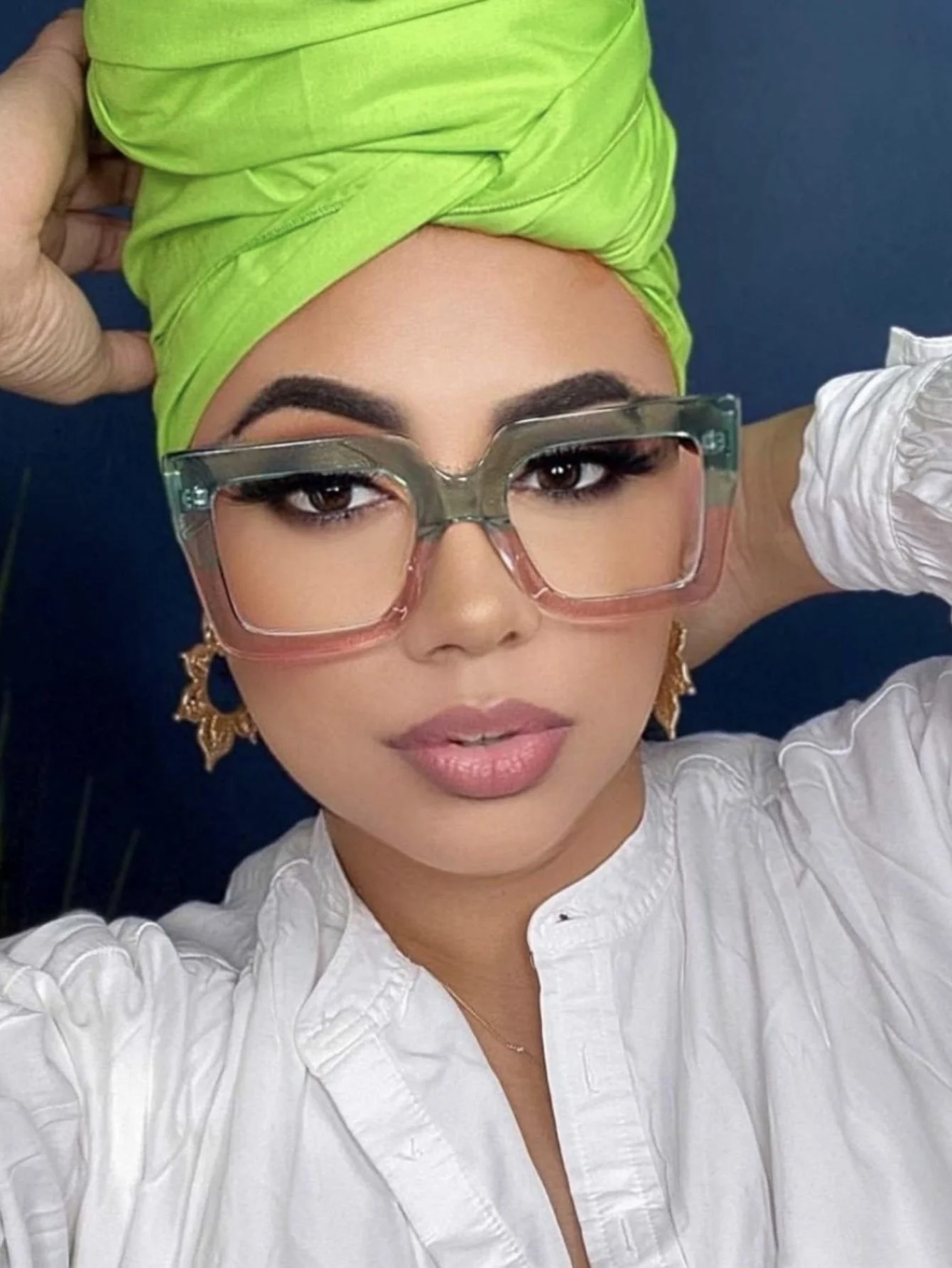 Color-blocked Square Oversized Stylish Glasses - Image 3