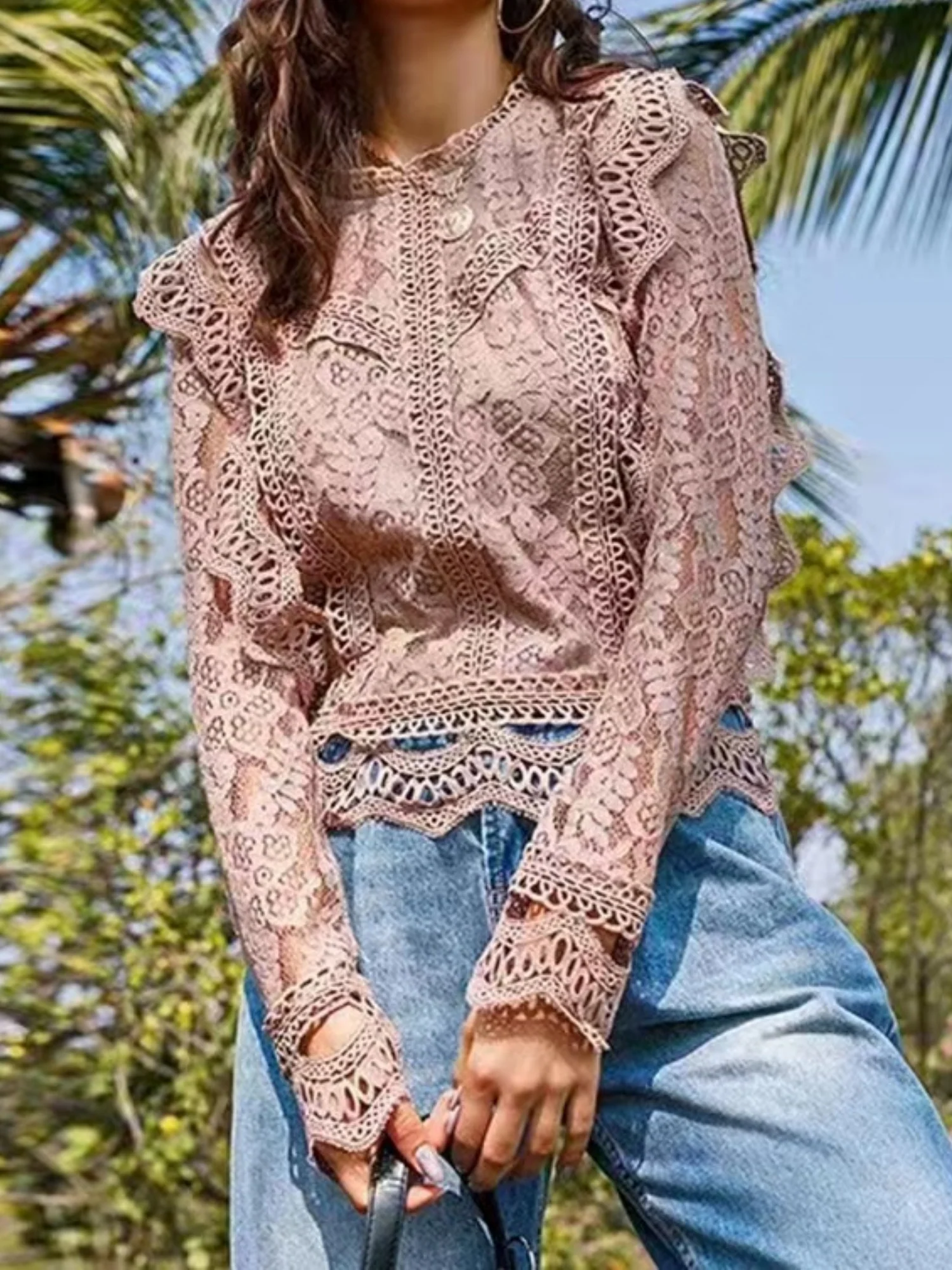 Lace Cutout Patchwork Lace Long-sleeved T-shirt - Image 5