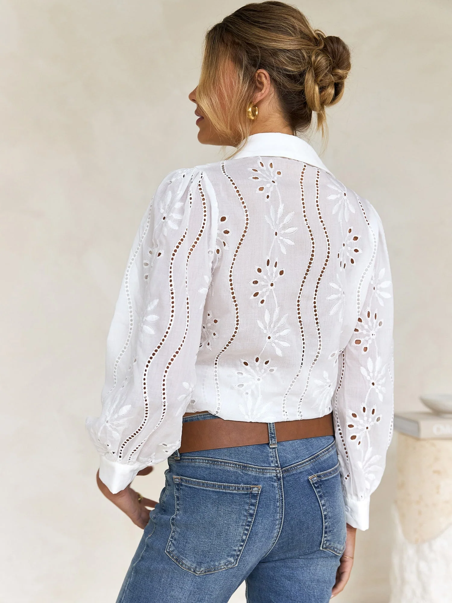 Openwork Flowers Long Sleeves Cardigan Shirts - Image 3