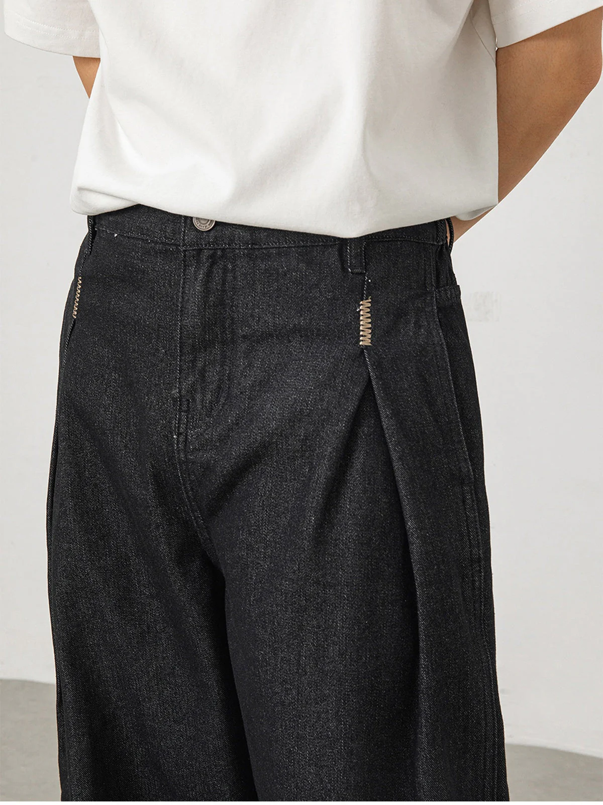 Retro Black Embroidery Straight-fit Loose-fit Jeans - Image 5