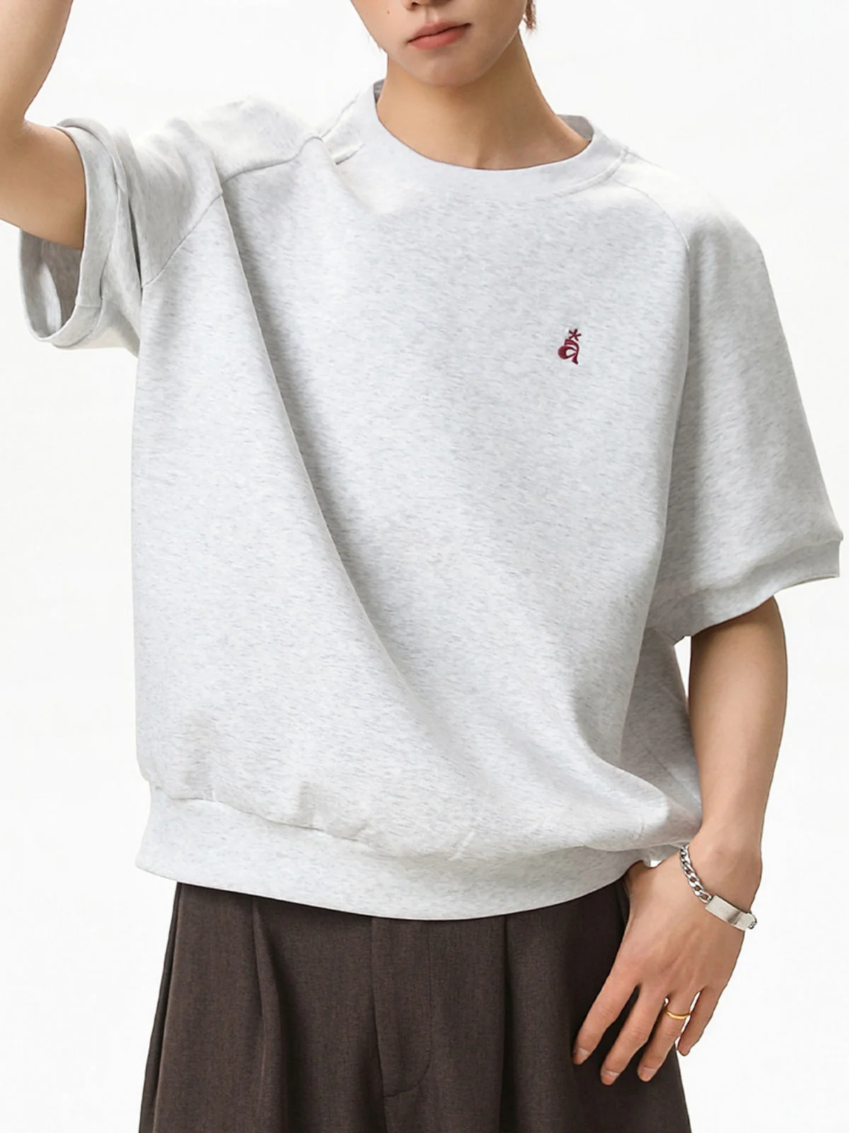Color-blocked Embroidery T-shirts - Image 4