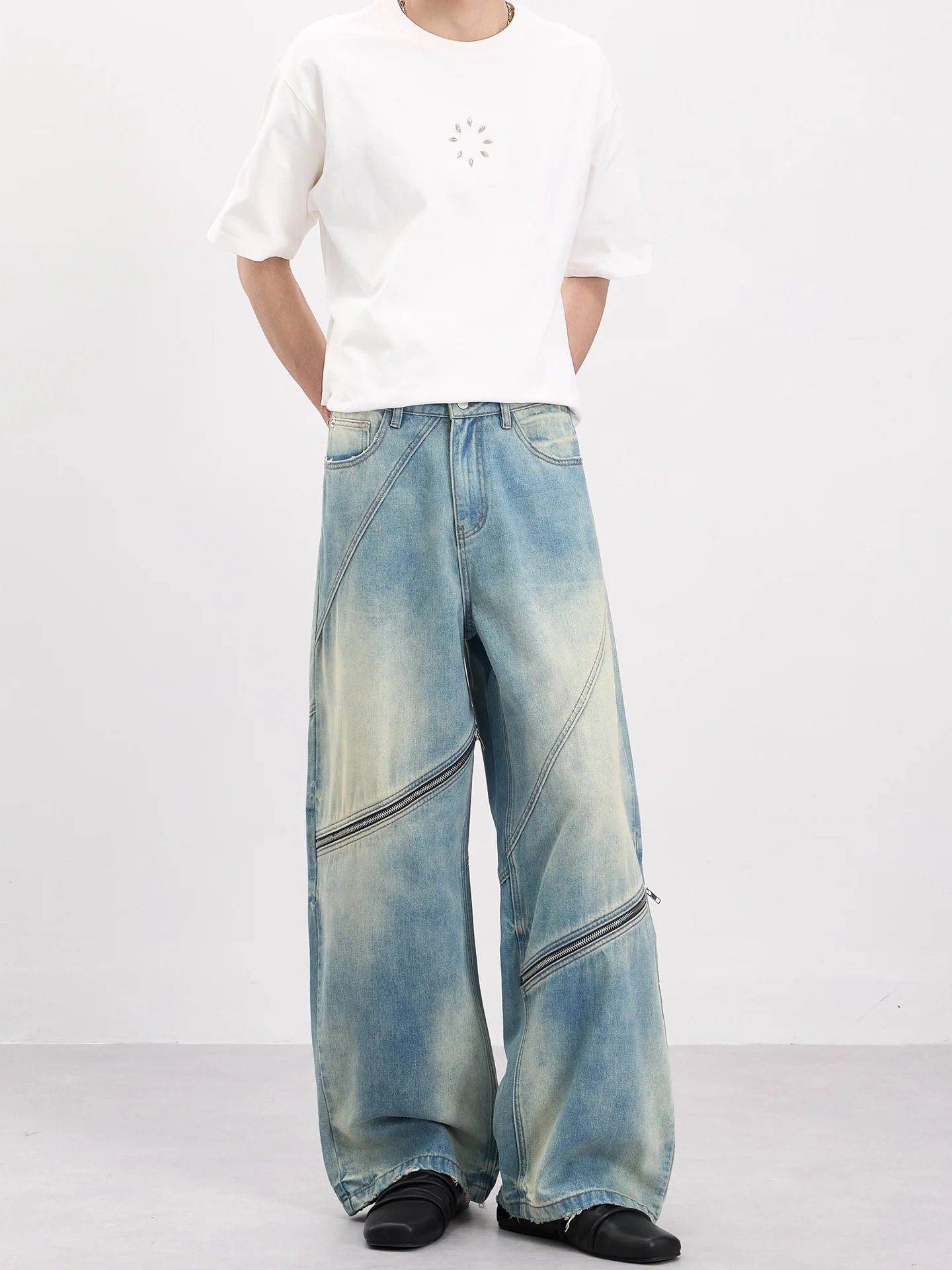 Gradient Washed Hole Jeans - Image 2