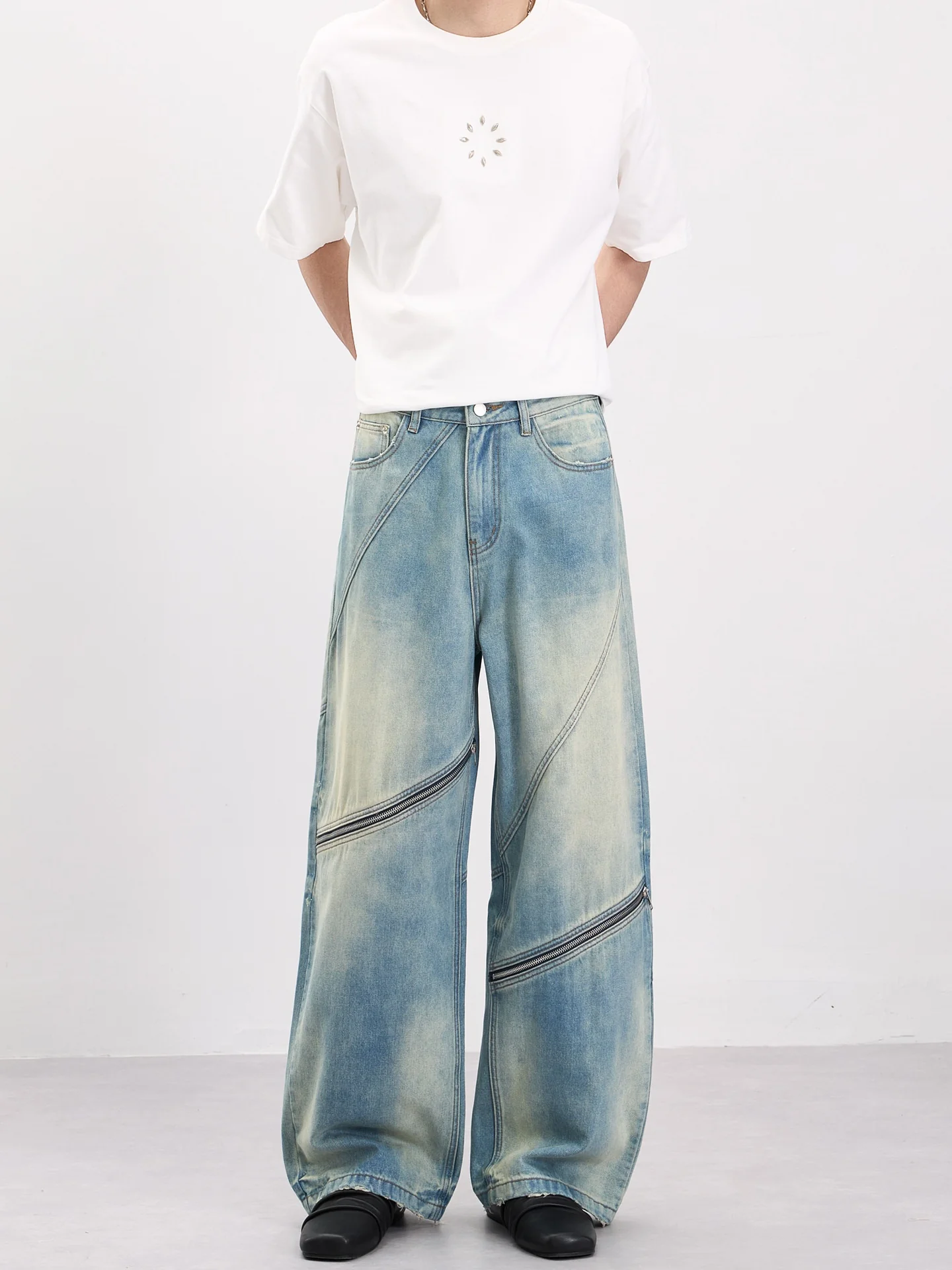 Gradient Washed Hole Jeans - Image 5