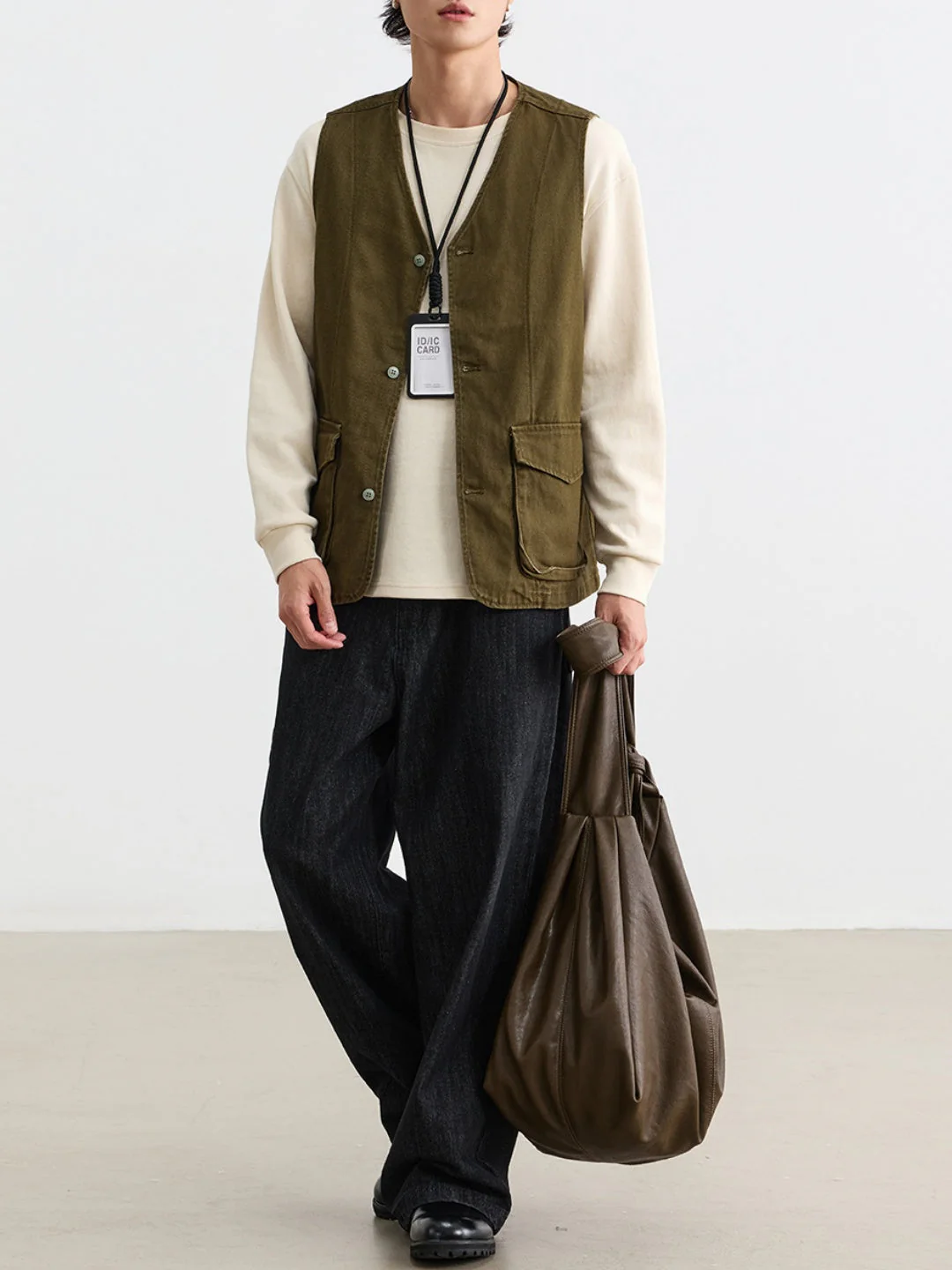 Tooling V-neck Vests - Image 4