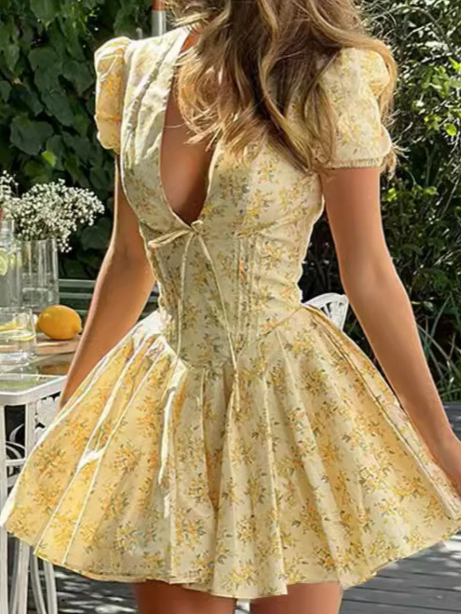Floral Deep V-neck Waist Puffy Short-sleeved Pleated Mini&Short Dresses - Image 2