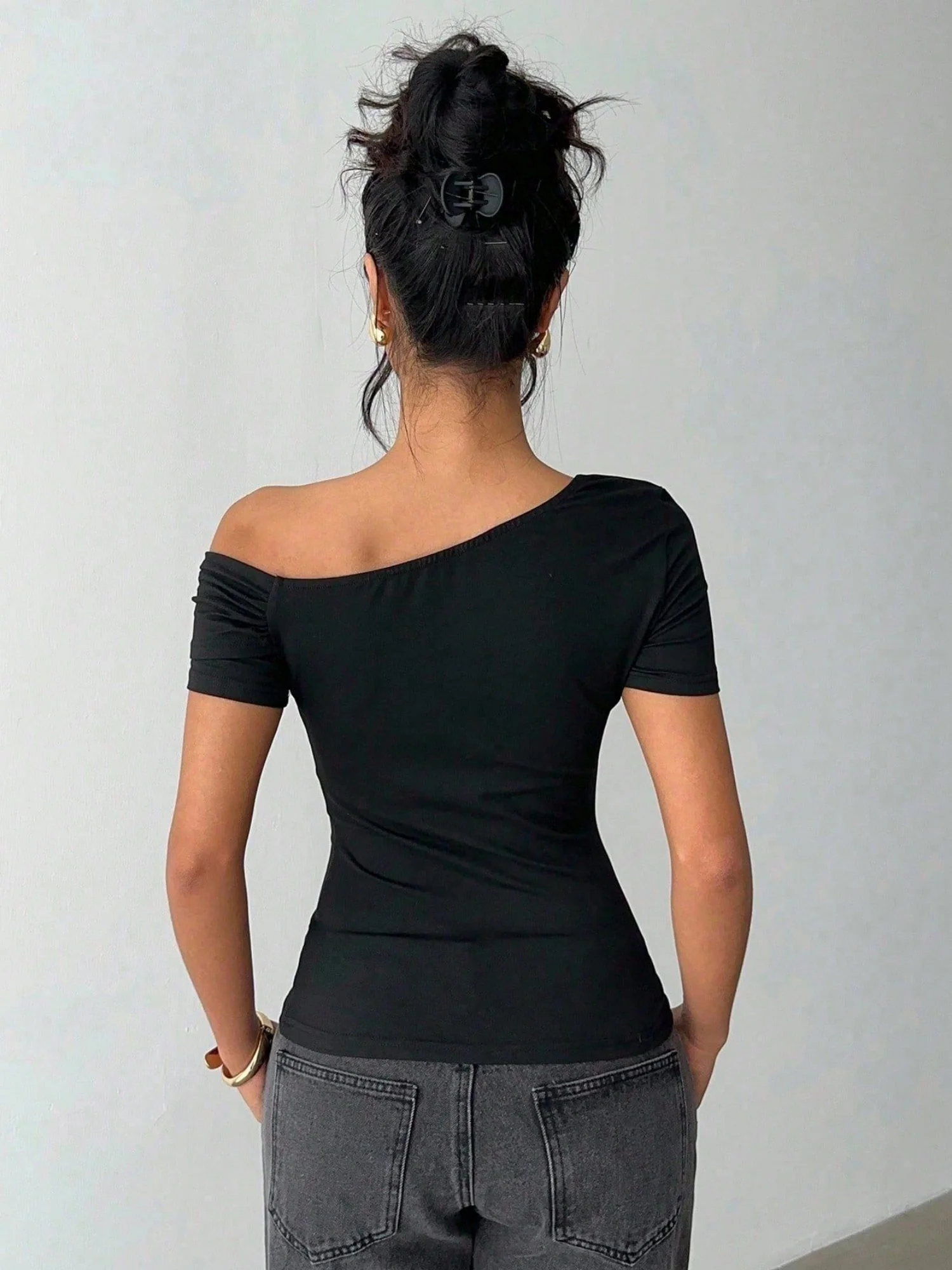 3D Butterfly Asymmetrical Neckline And Off-shoulder T-shirts - Image 2