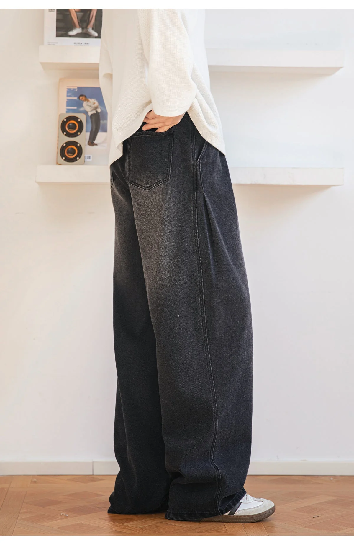 Distressed Washed Loose-fit Straight-fit Jeans - Image 7
