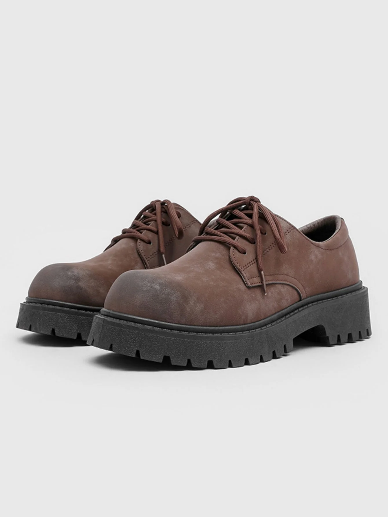 Retro-style Distressed Platform Derby Shoes - Image 12