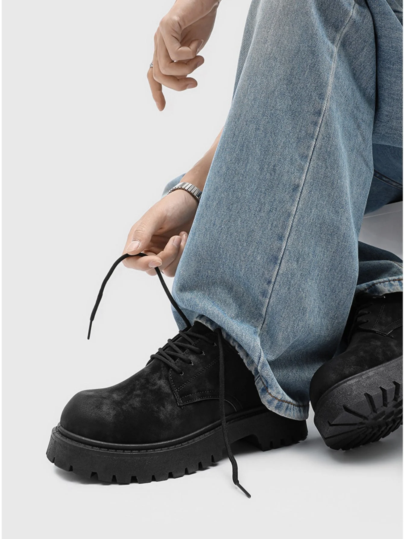 Retro-style Distressed Platform Derby Shoes - Image 3