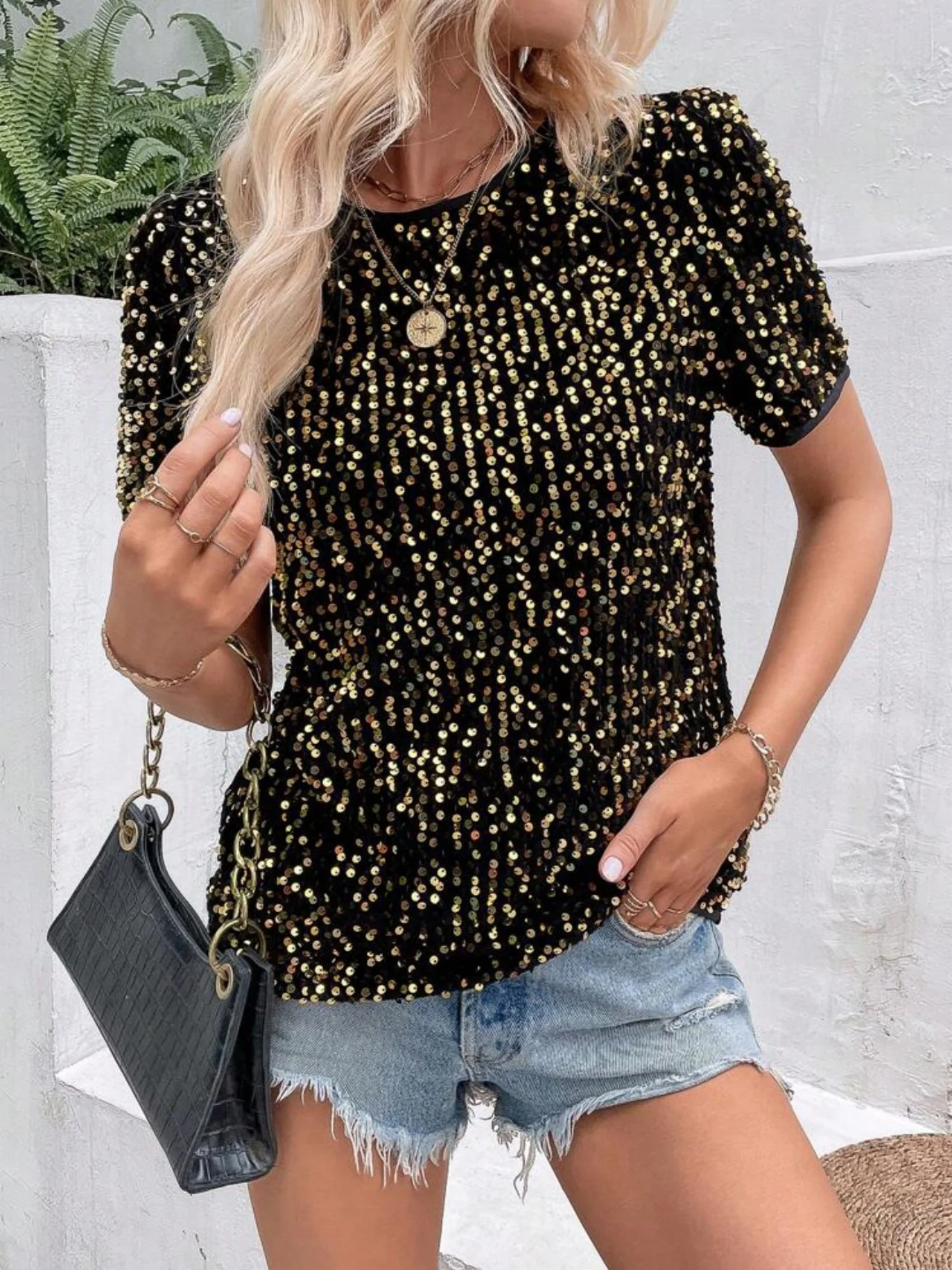 Sequins Crew Neck Short Sleeve T-shirt - Image 16