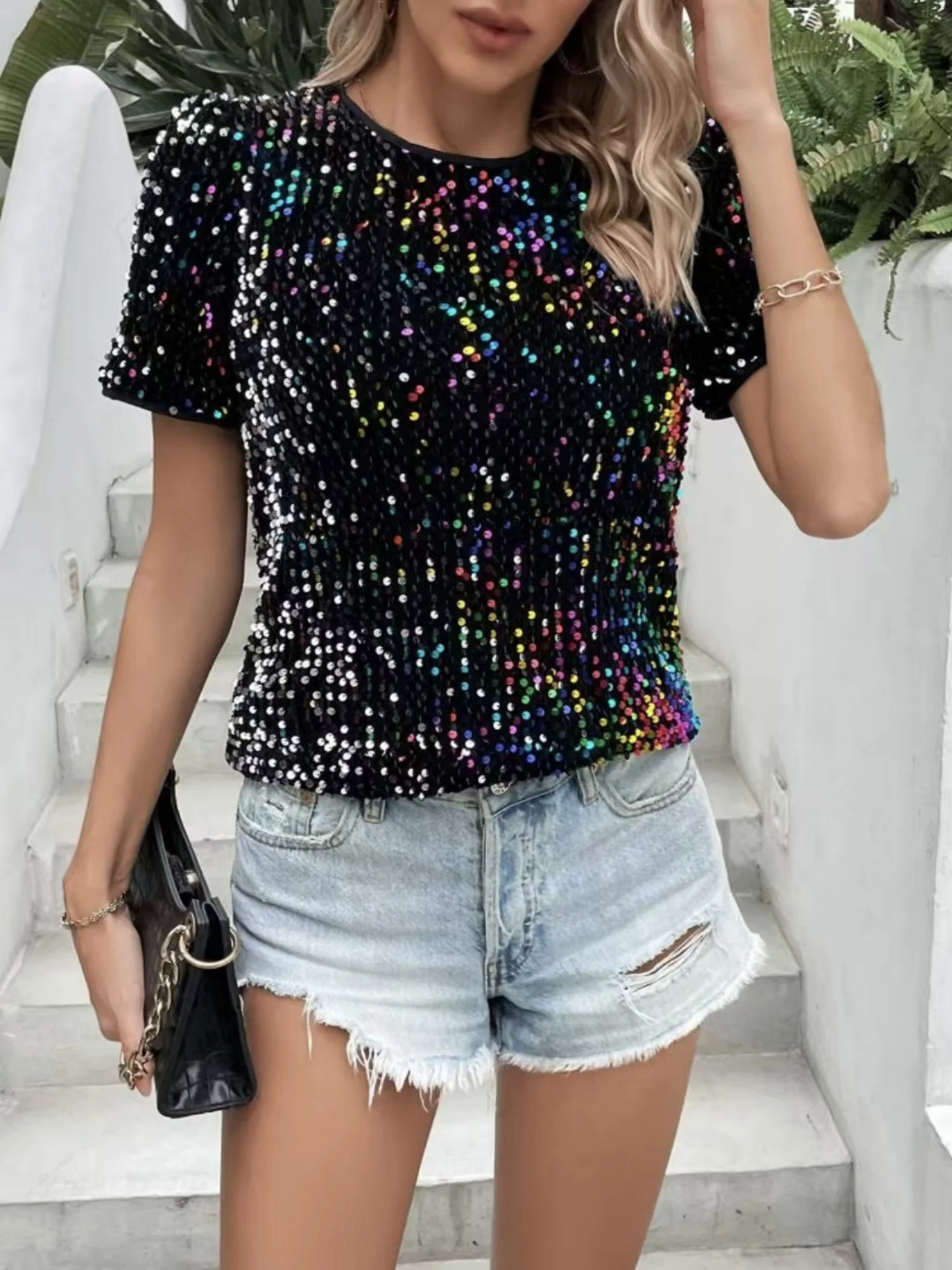 Sequins Crew Neck Short Sleeve T-shirt - Image 17