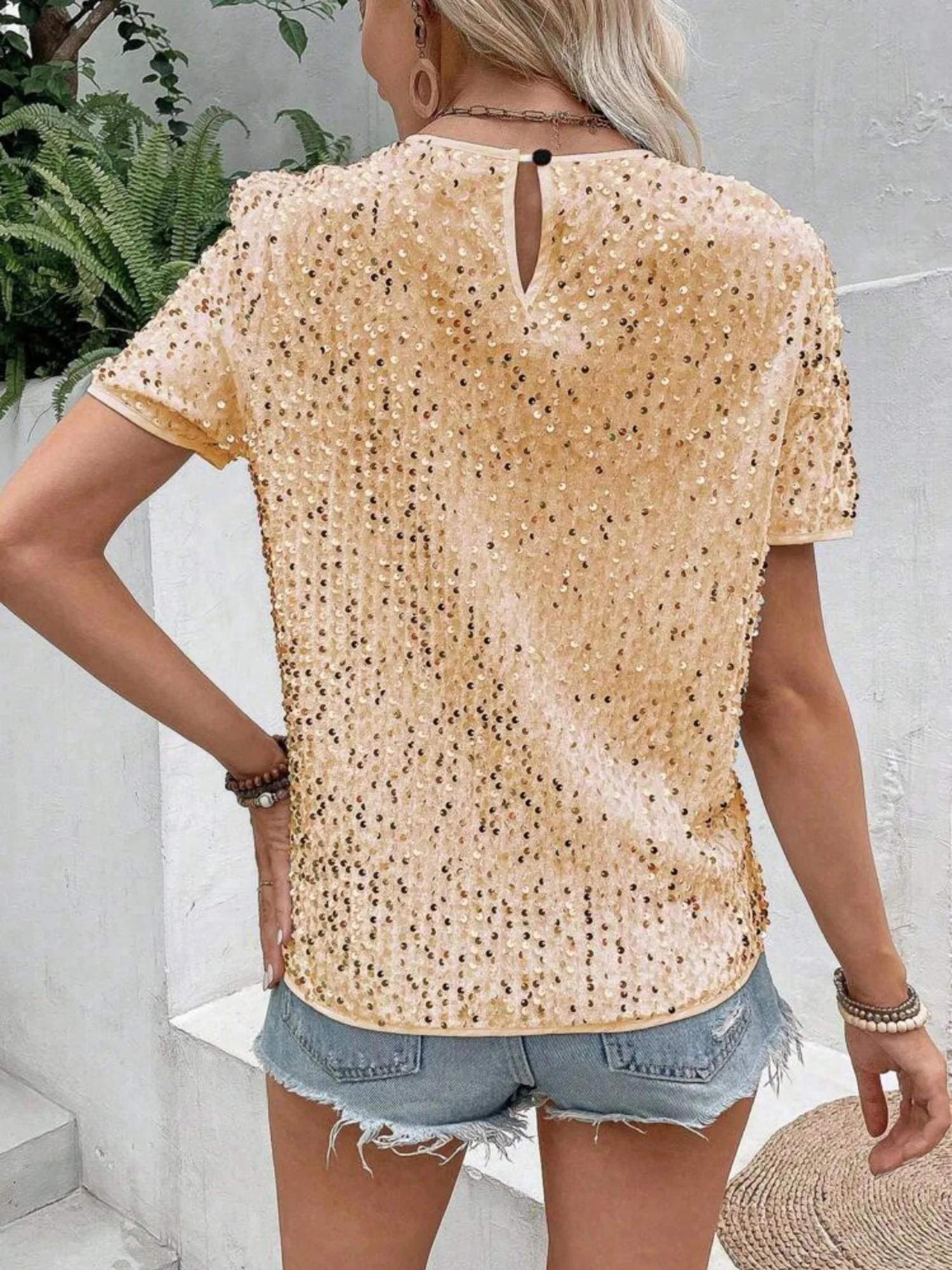 Sequins Crew Neck Short Sleeve T-shirt - Image 2