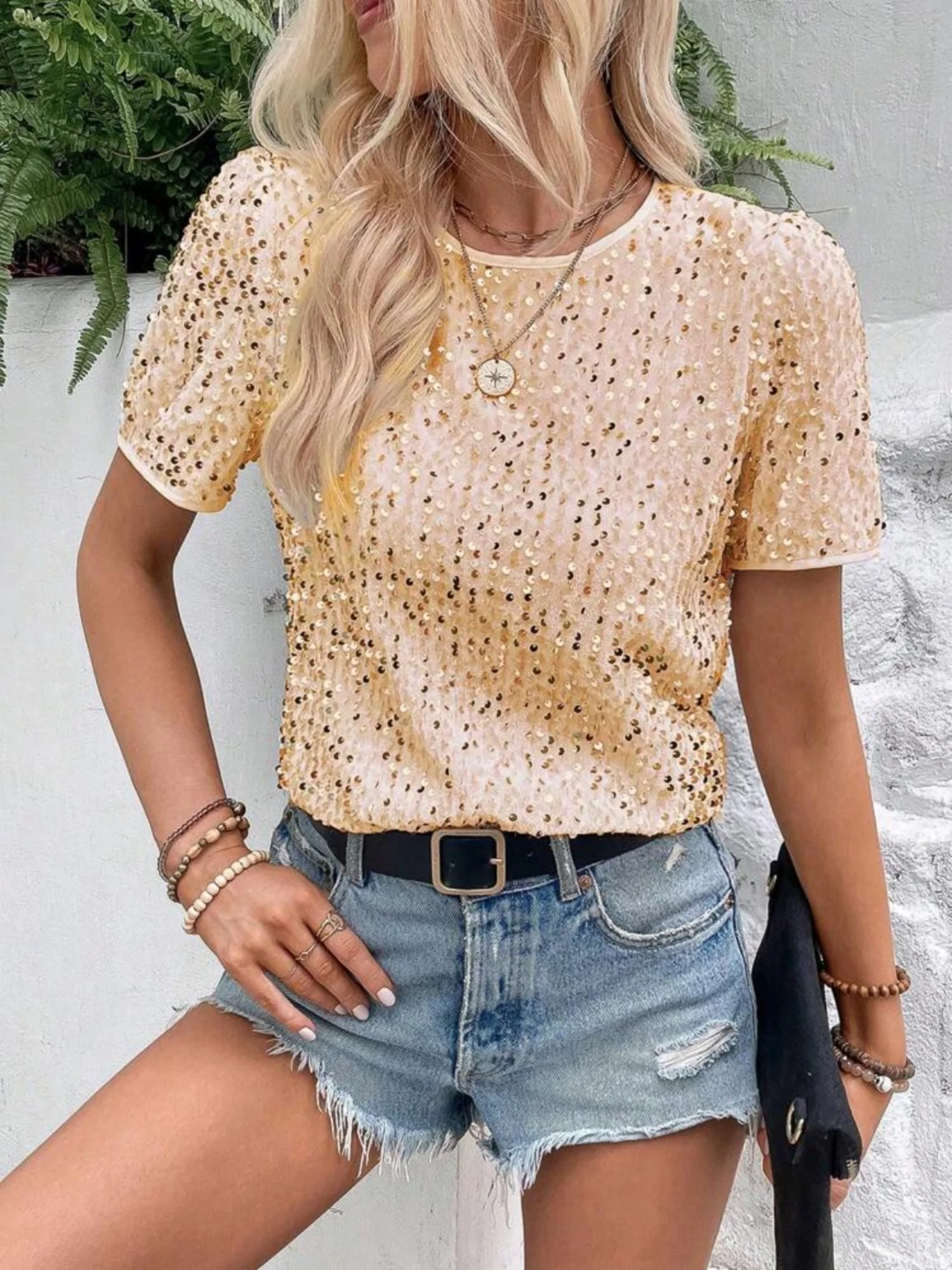 Sequins Crew Neck Short Sleeve T-shirt - Image 4