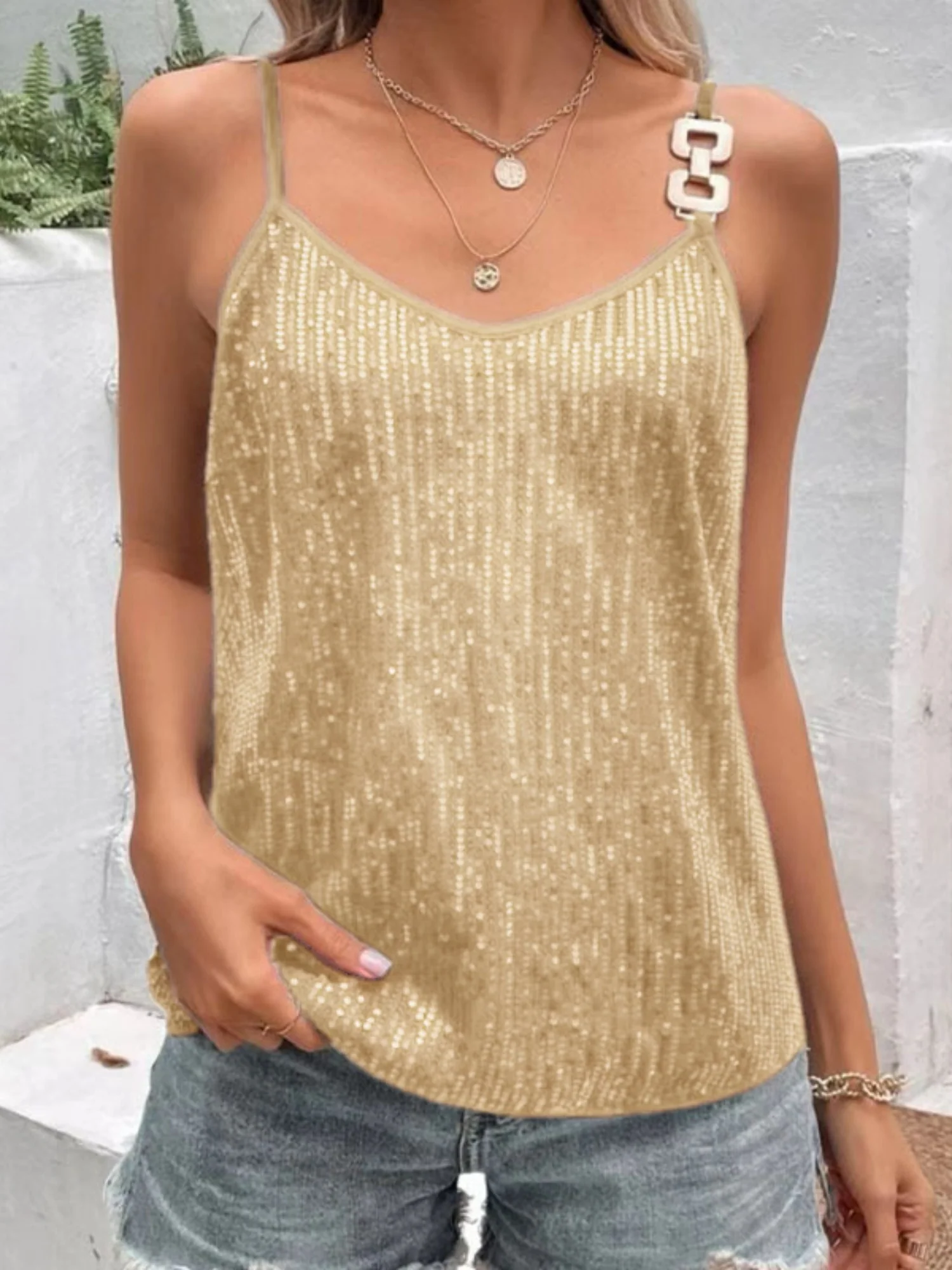 Sequins Metal Buckle Camisoles - Image 3