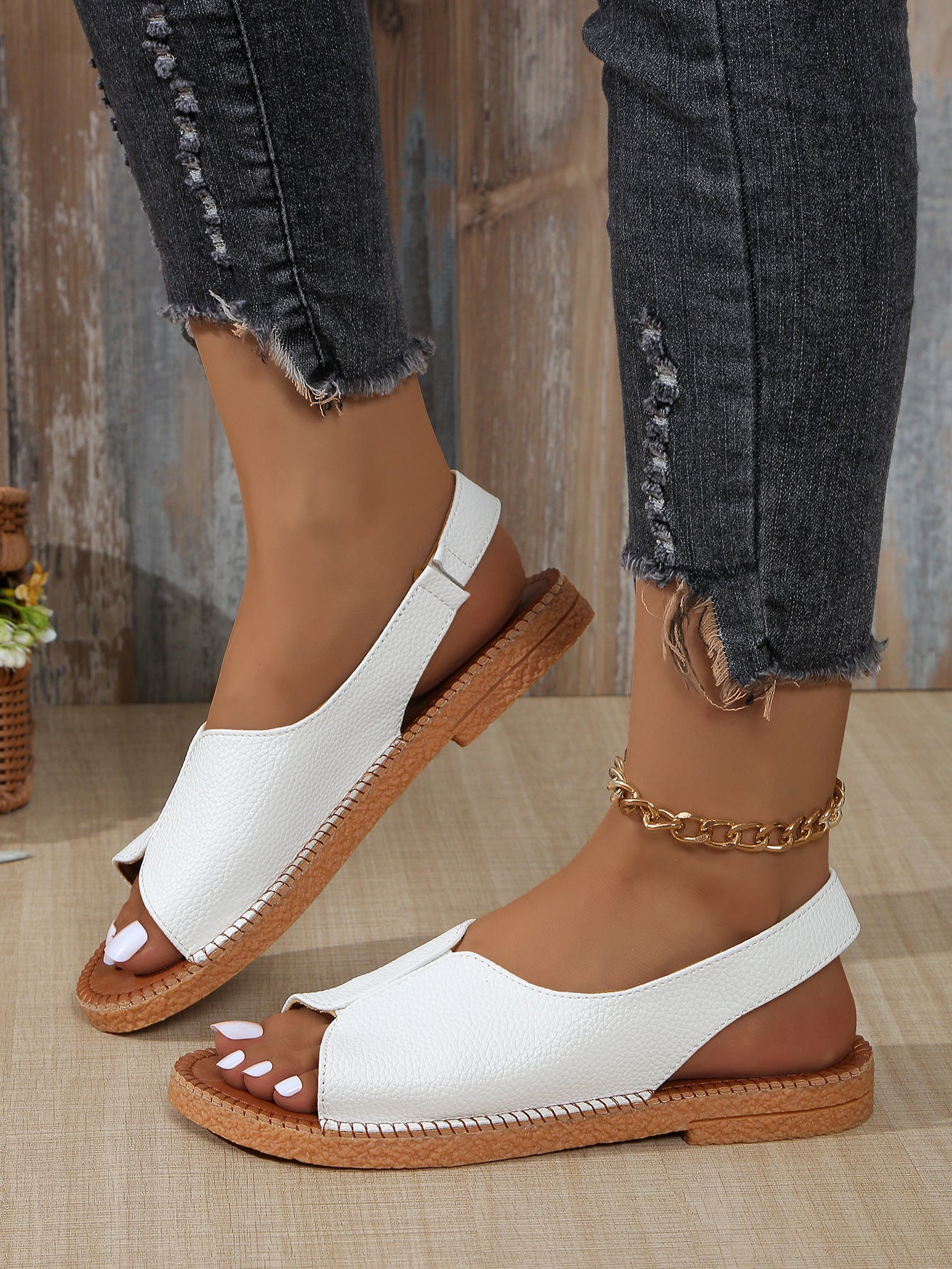 Soft Retro Casual Flat Sandals - Image 9