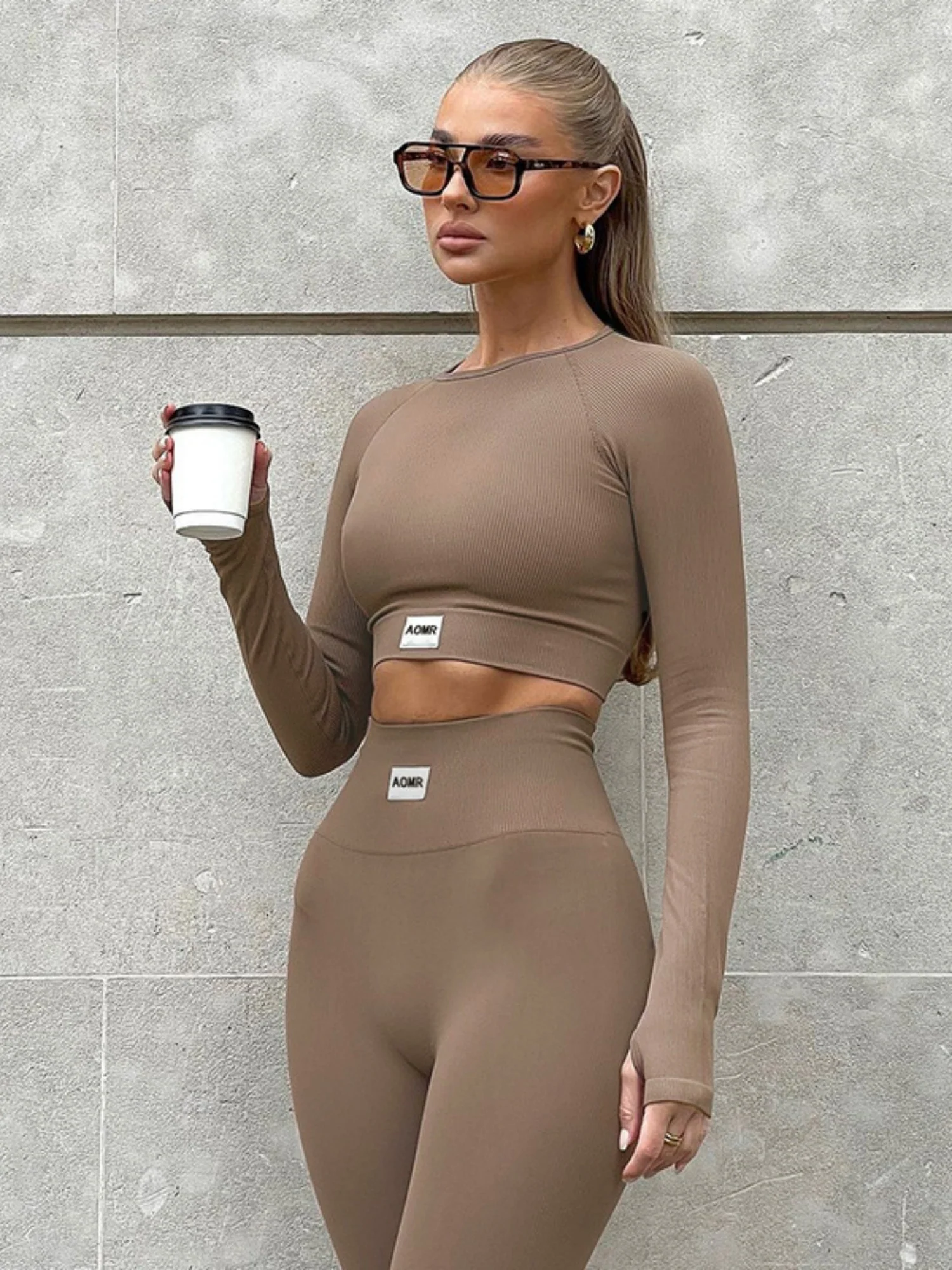 Navel Exposed Splicing Exercise Yoga Top And Trousers 2-piece Sets - Image 3
