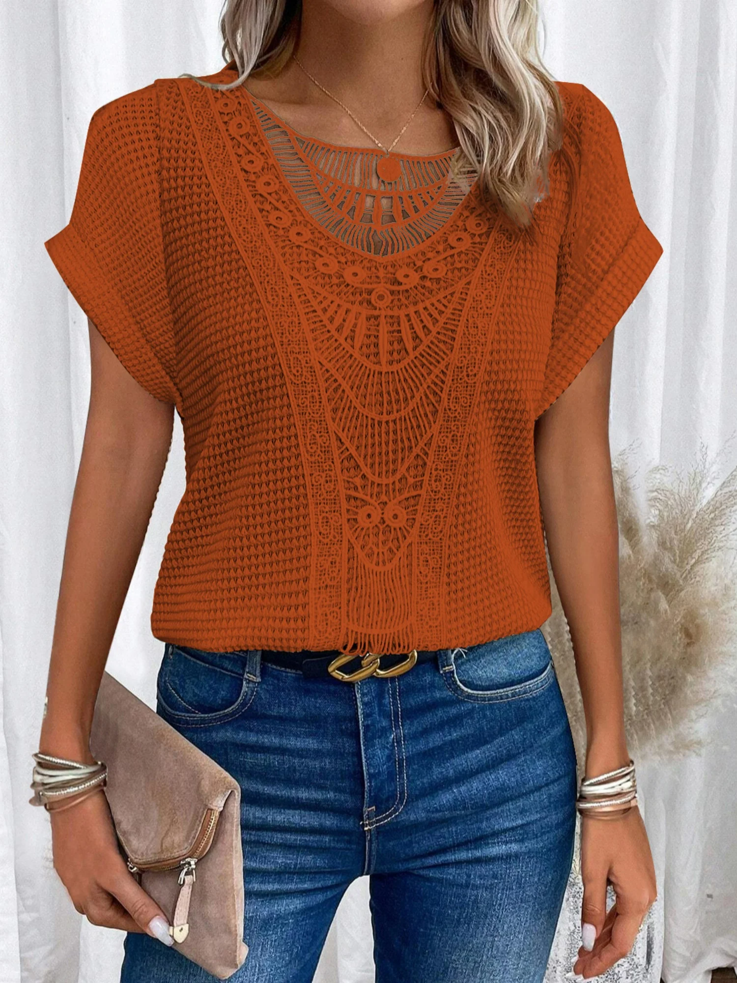Openwork Lace Crew Neck Patchwork Cropped T-shirt - Image 5
