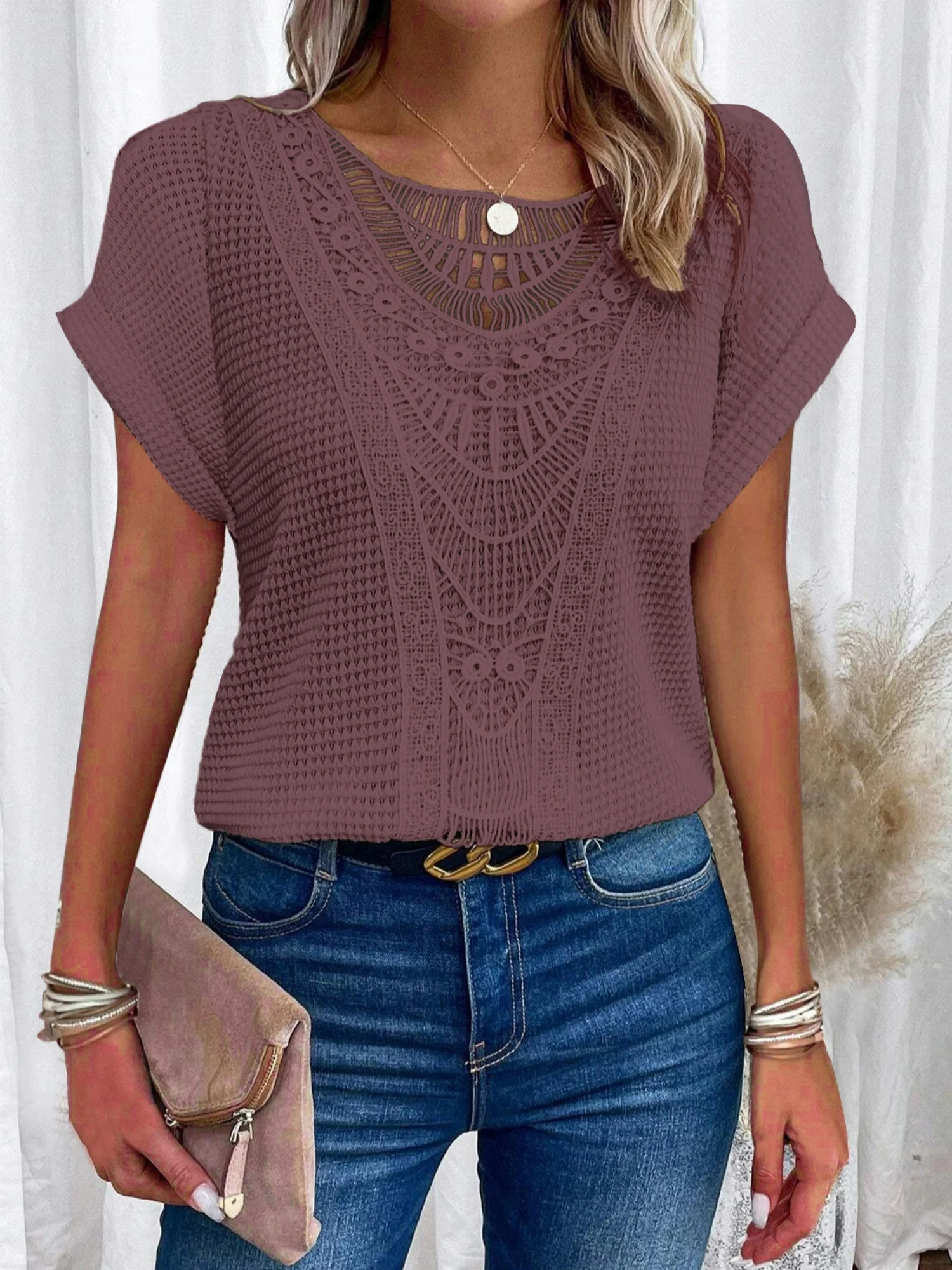Openwork Lace Crew Neck Patchwork Cropped T-shirt - Image 8