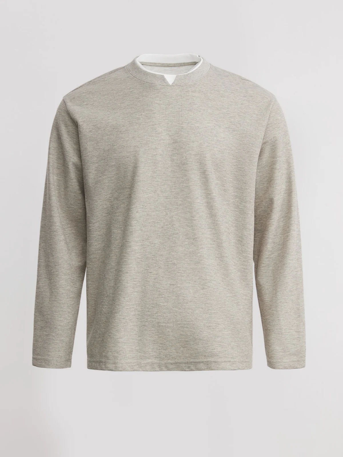 Minimalism Small V-neck Loose-fit T-shirts - Image 8