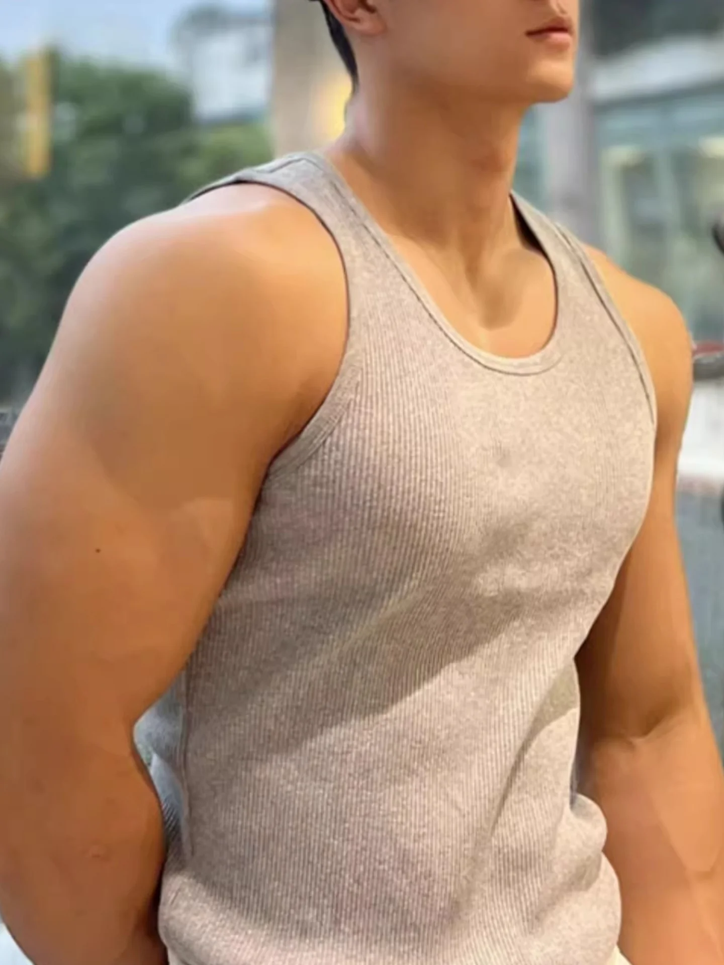 Lightweight Sports Fitness Stretch Slim-fit Moisture-wicking Breathable Tank Tops - Image 9