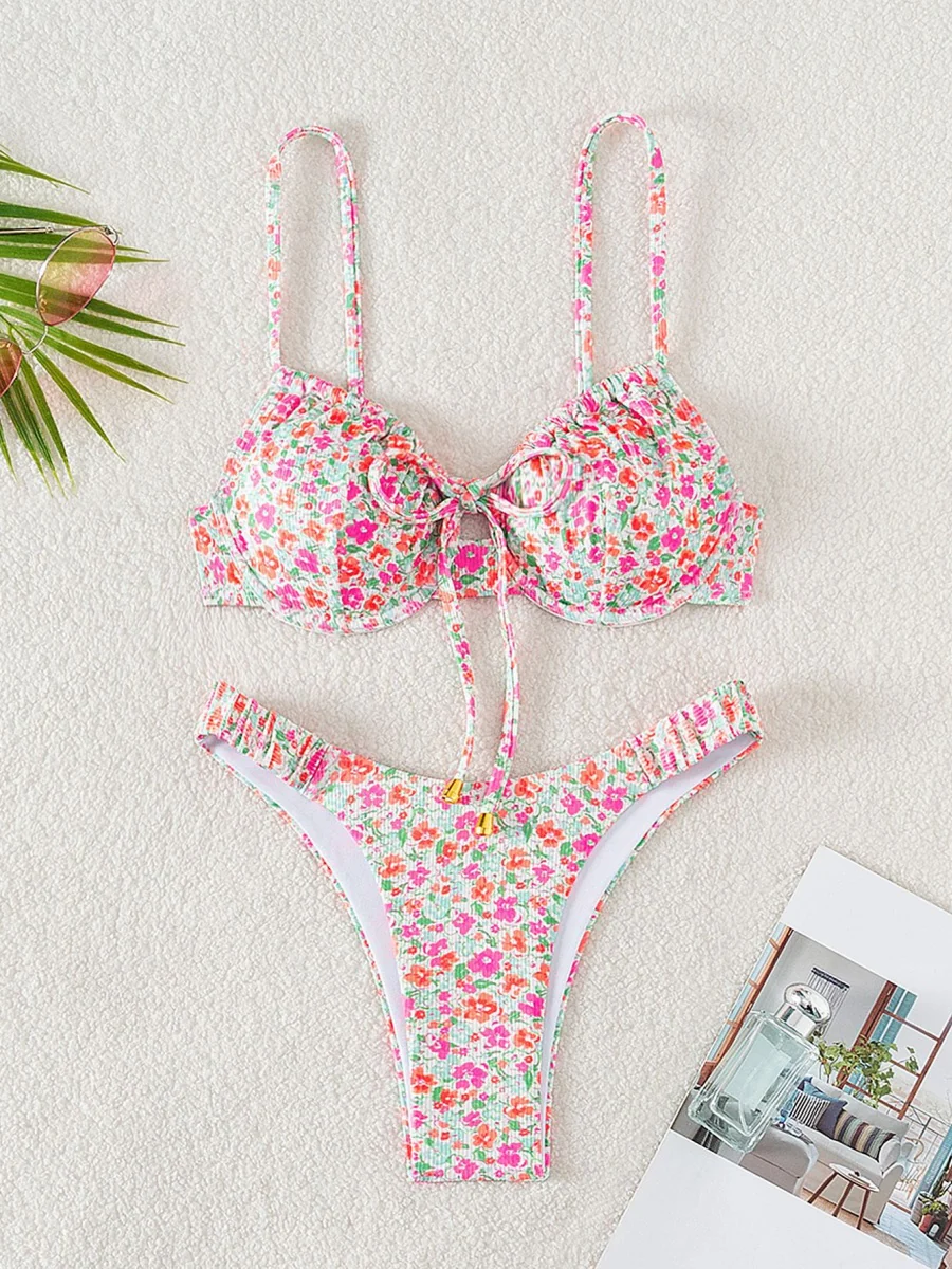 Small Ribbed Floral Print Underwire Bikini - Image 2