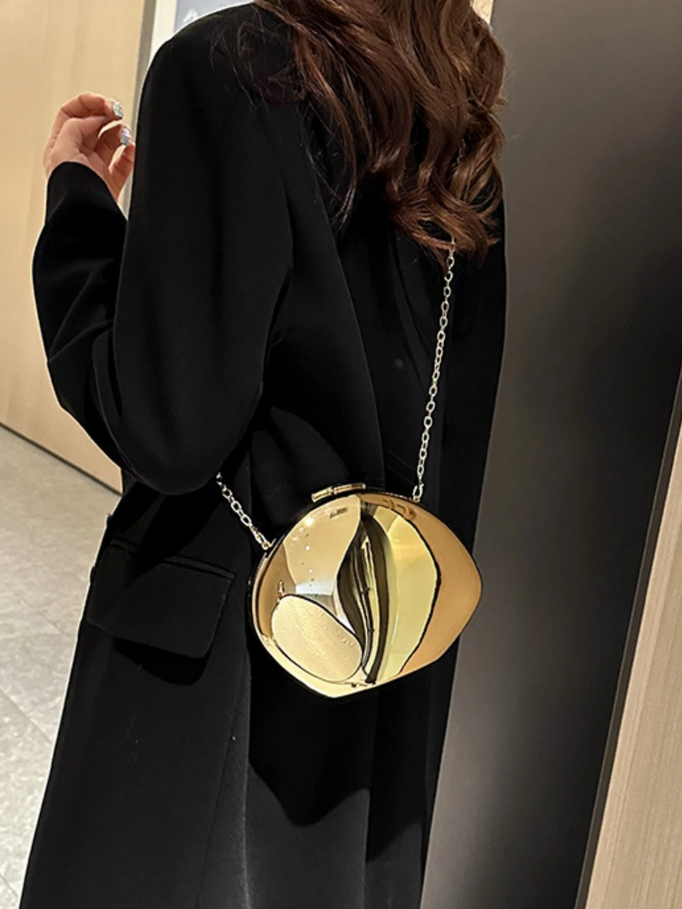 Acrylic Glossy Crossbody Bag - Image 12