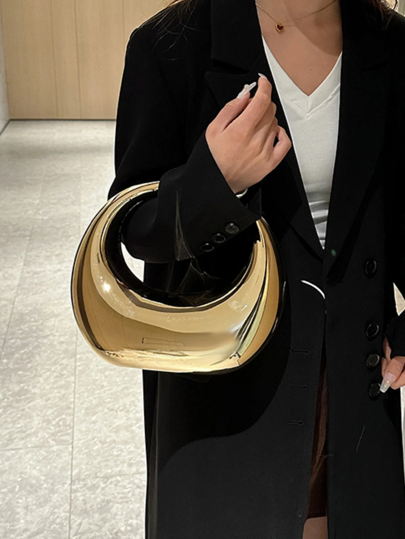 Evening Handbag Acrylic Crossbody Bag - Image 12