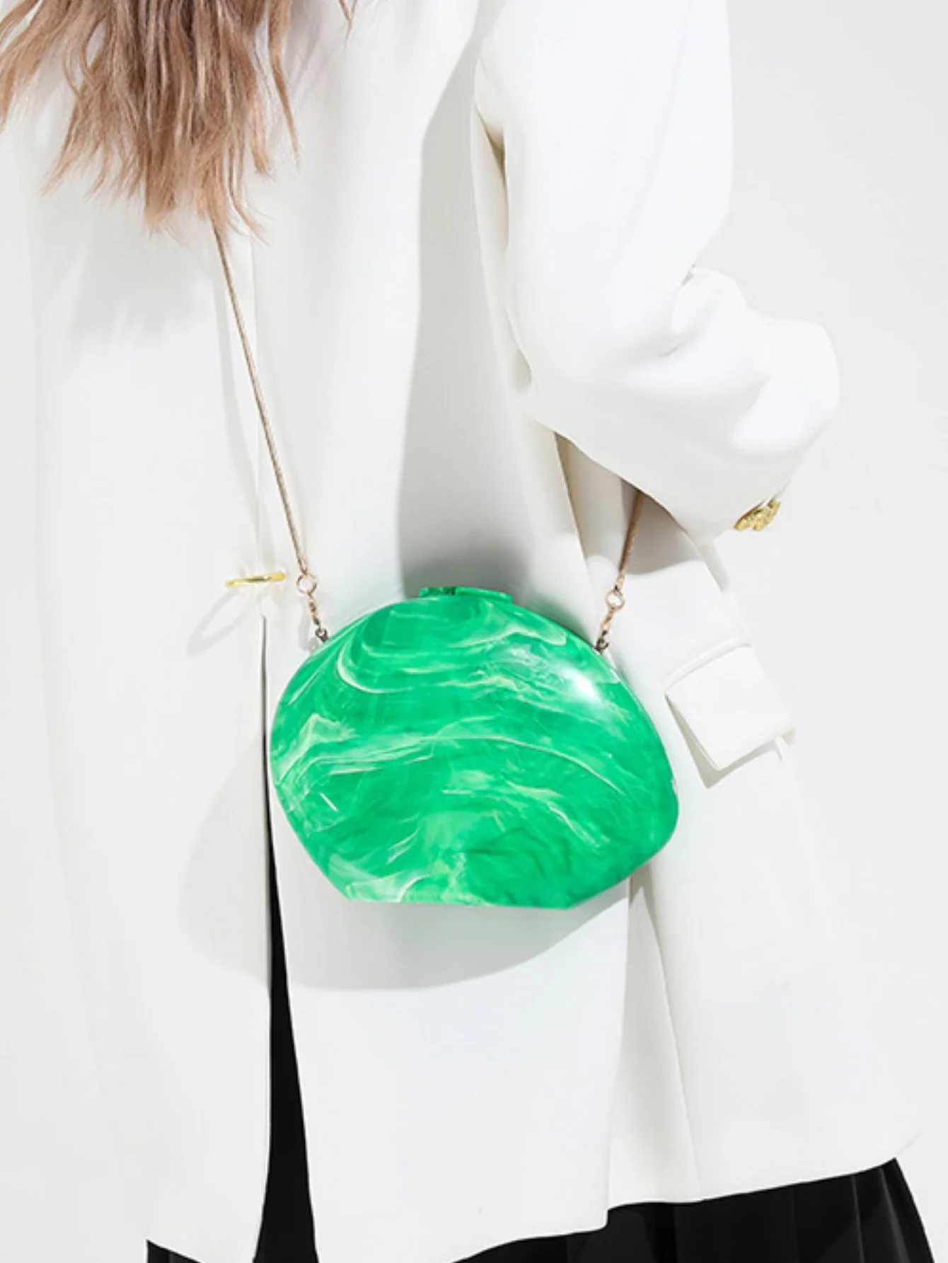 Oval Acrylic Seashell Evening Crossbody Bag - Image 13