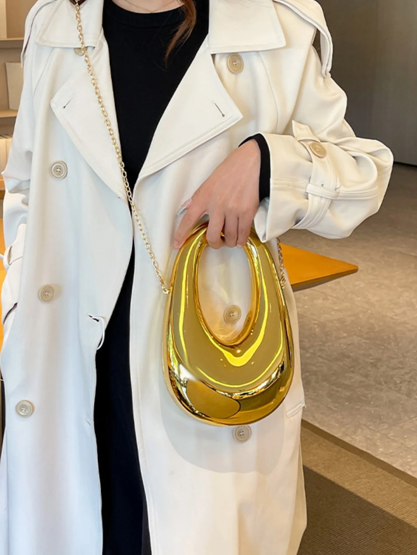 Acrylic Handbag/crossbody Bag - Image 6