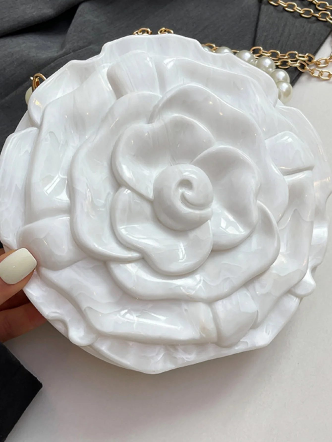 Flower-shaped Round Evening Shoulder Bag - Image 22