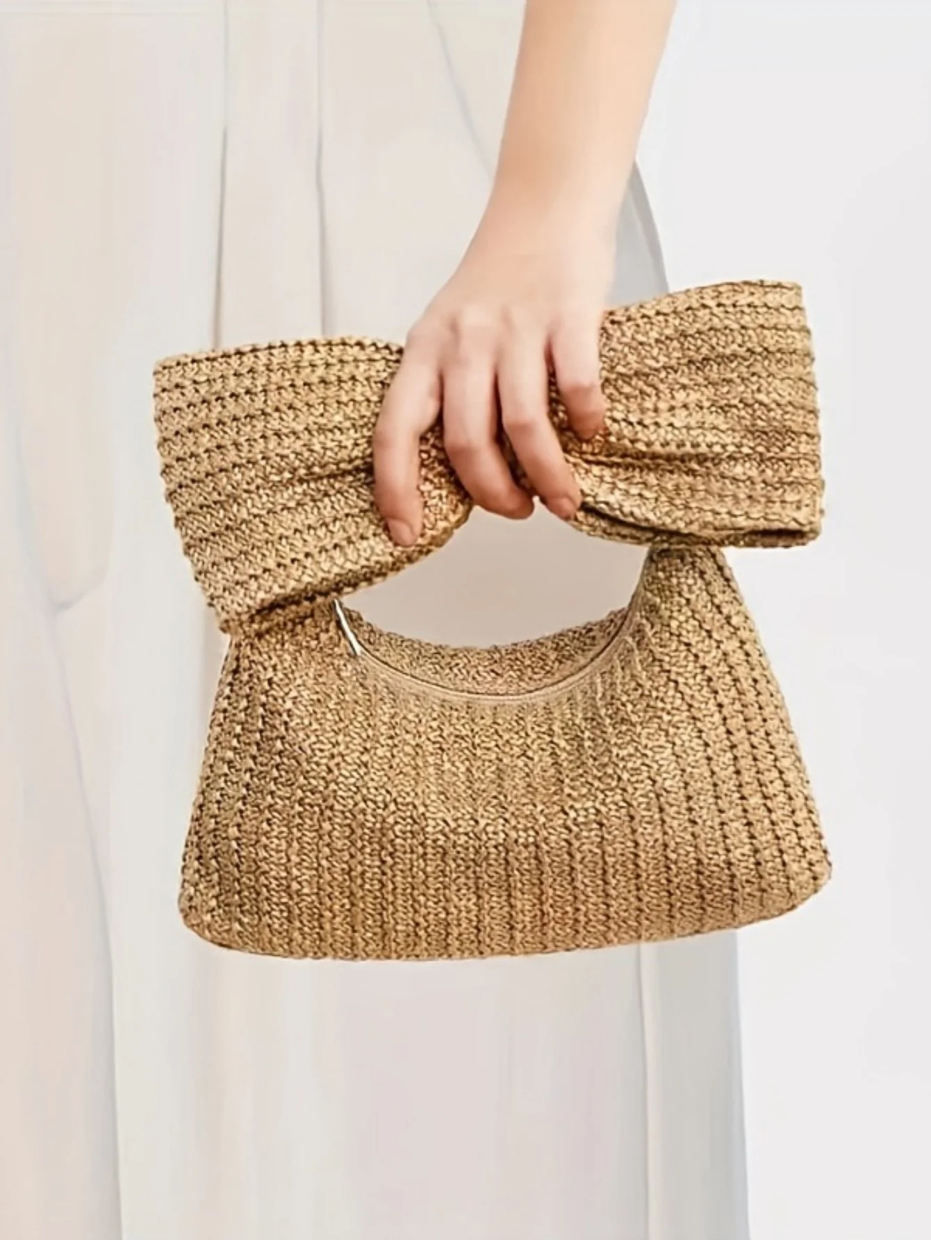 Vacation Straw Bow Clutch - Image 2